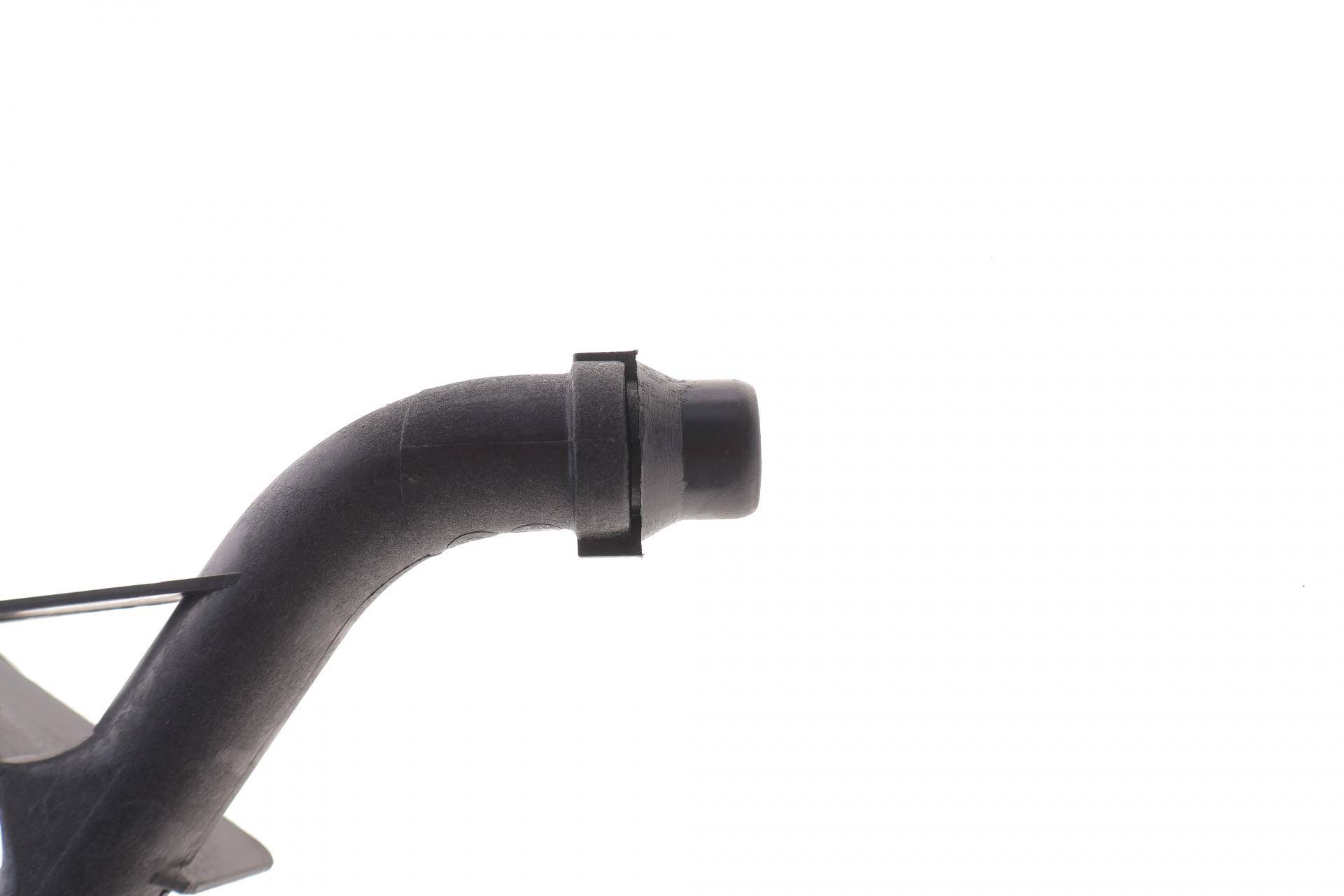 Патрубок системи охолодження BMW 5 (E39)/7 (E38)/Z3 (E36)/Z4 (E85) 95-05