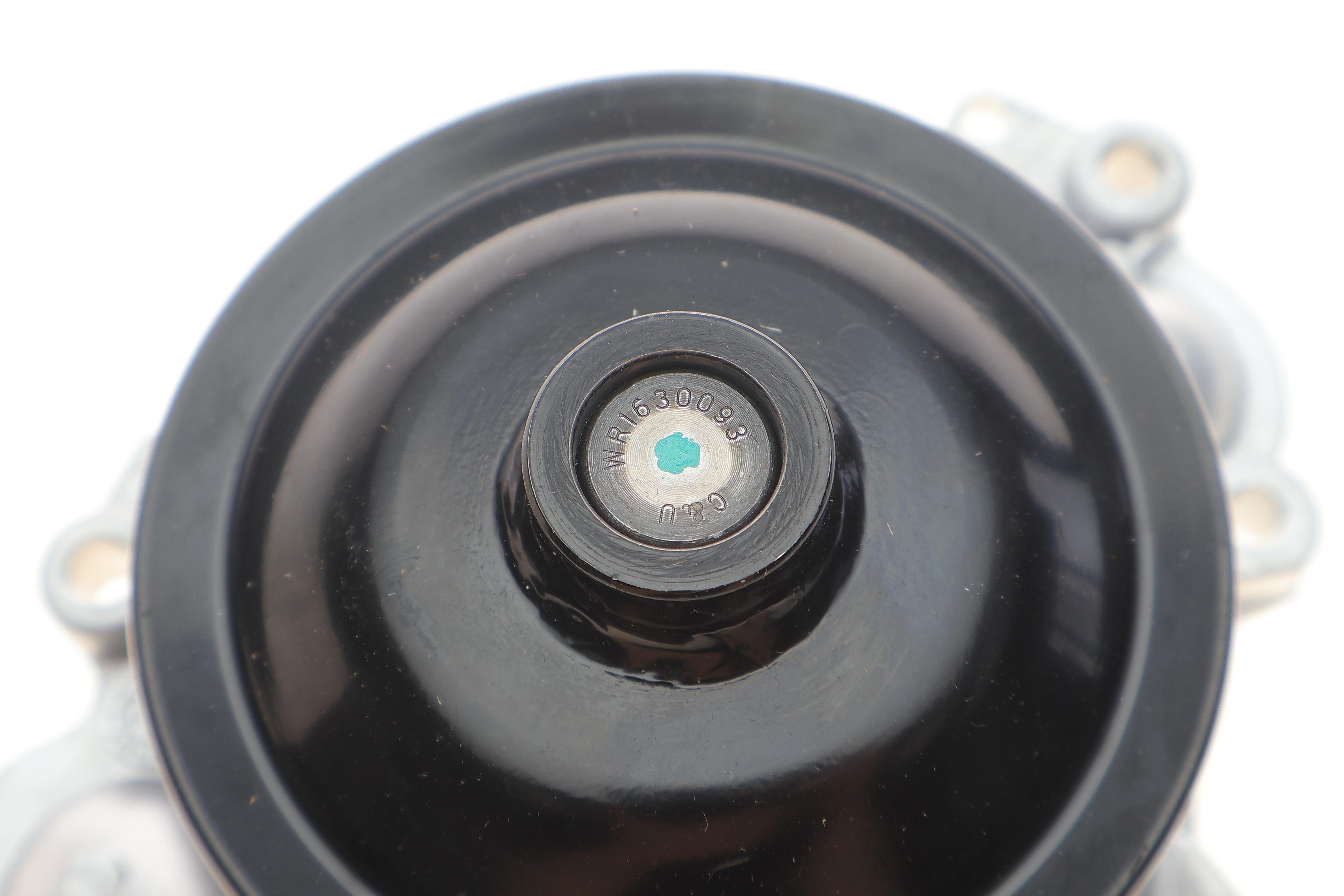 Помпа води MB Sprinter 318CDI OM642 06-