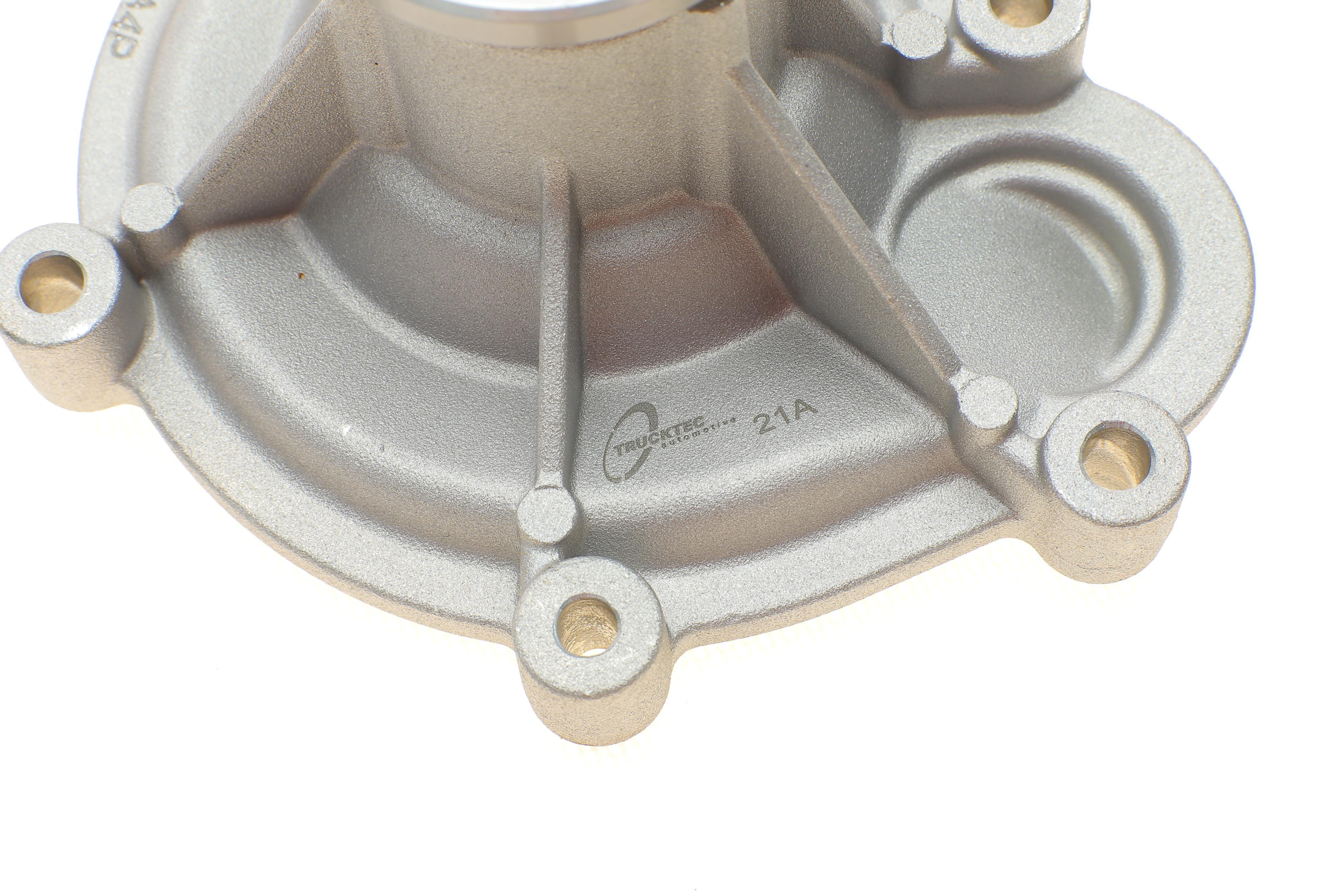 Помпа води MB C-class (W204/C204)/E-class (W212) 09-