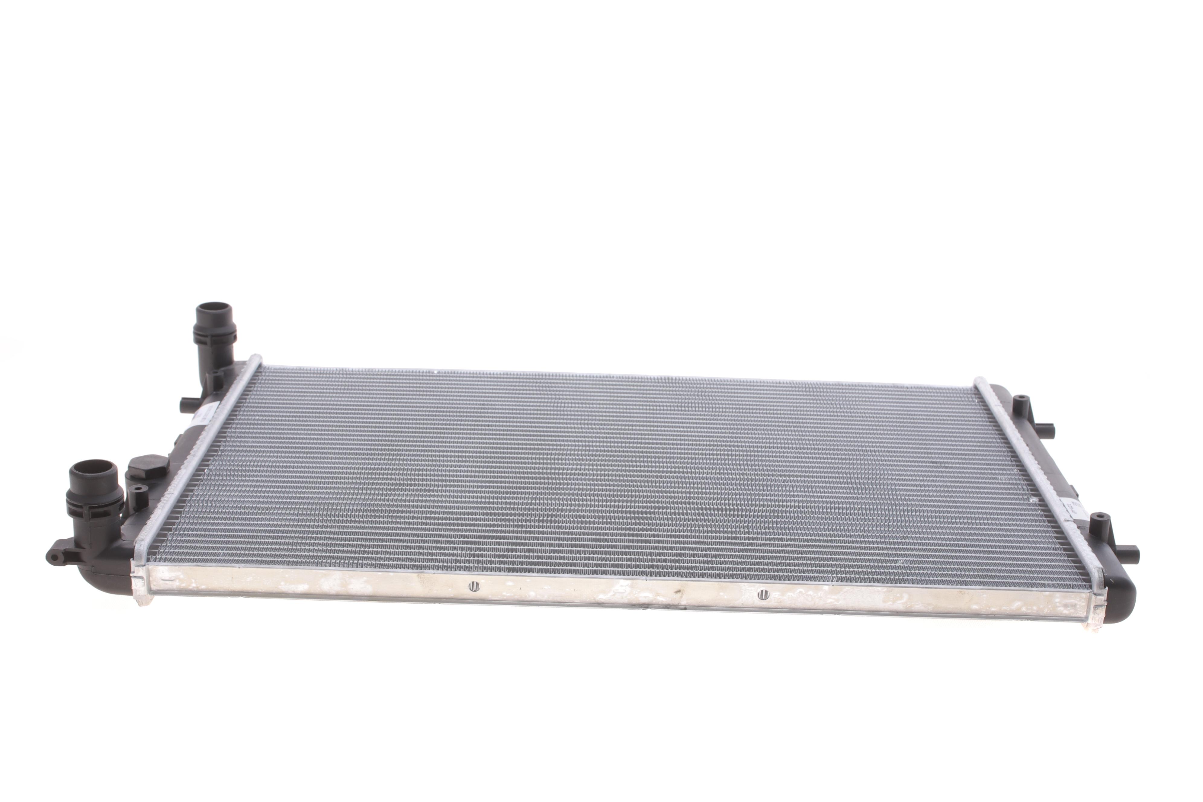 Радіатор охолодження Skoda Octavia/VW Bora/Golf IV 1.4-2.3/1.9TDI