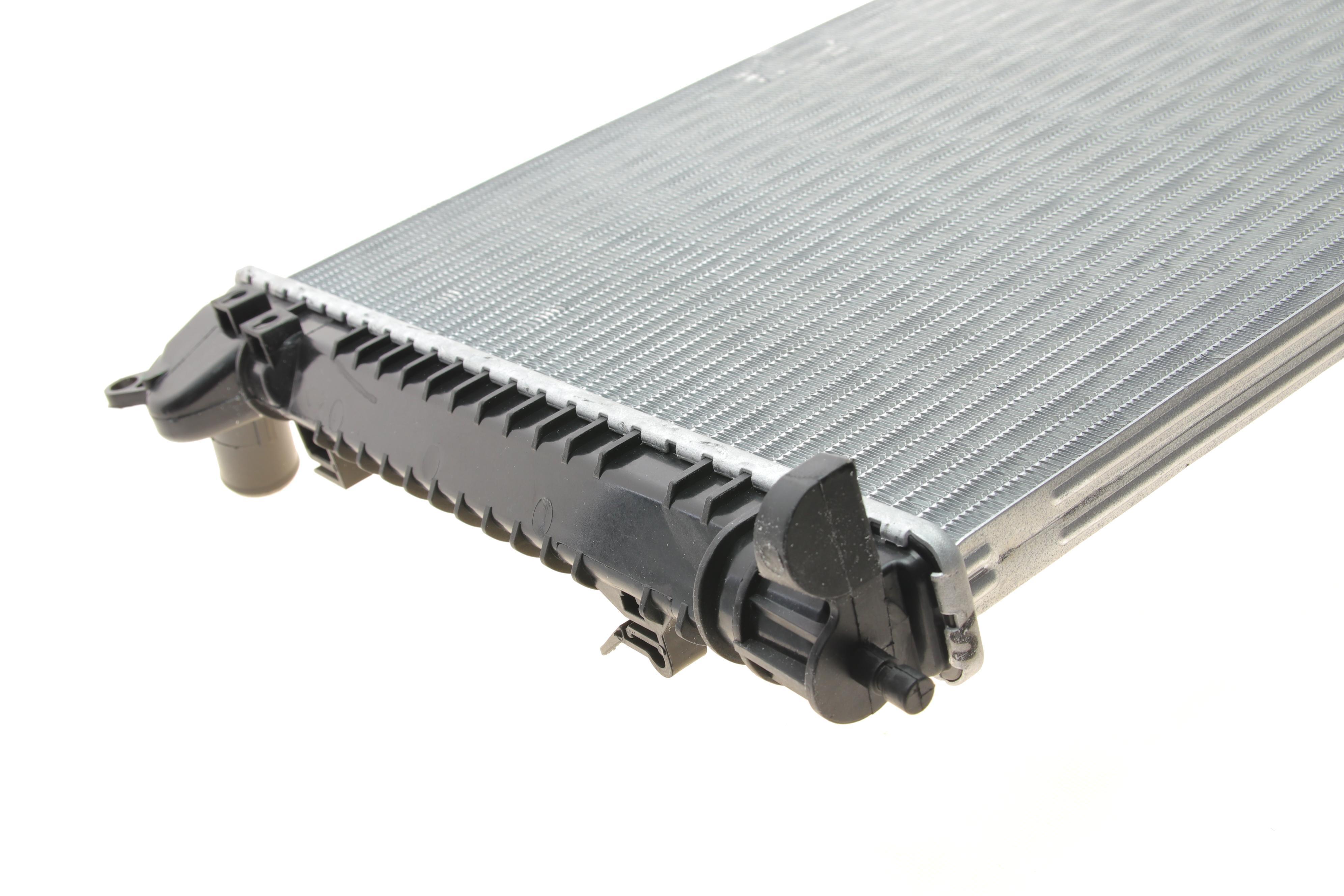 Радіатор охолодження Mini Cooper/One 01-06 W10