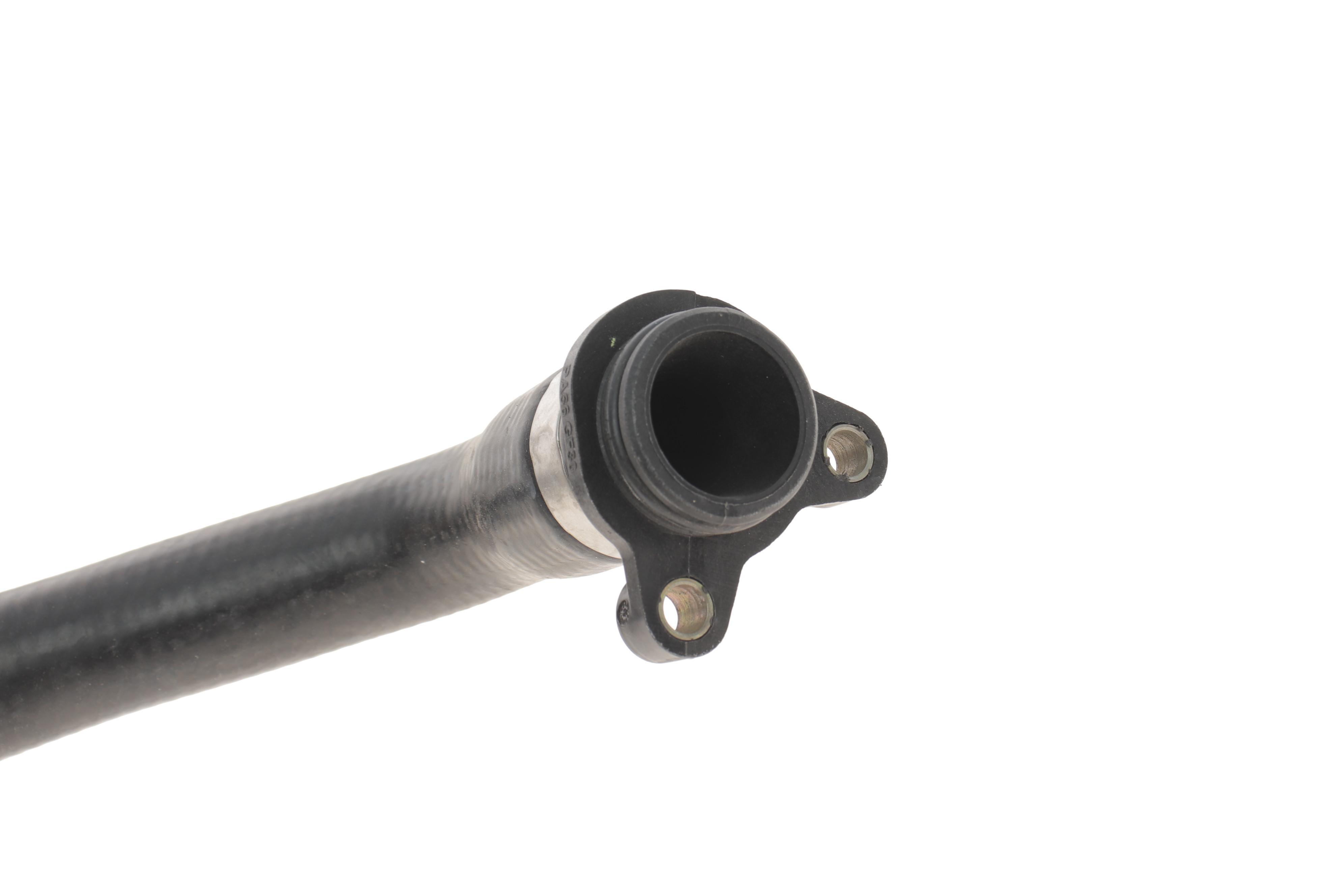 Патрубок радіатора BMW 1 (E81/E87/E88/E82)/X3 (E83) 06-13 N52