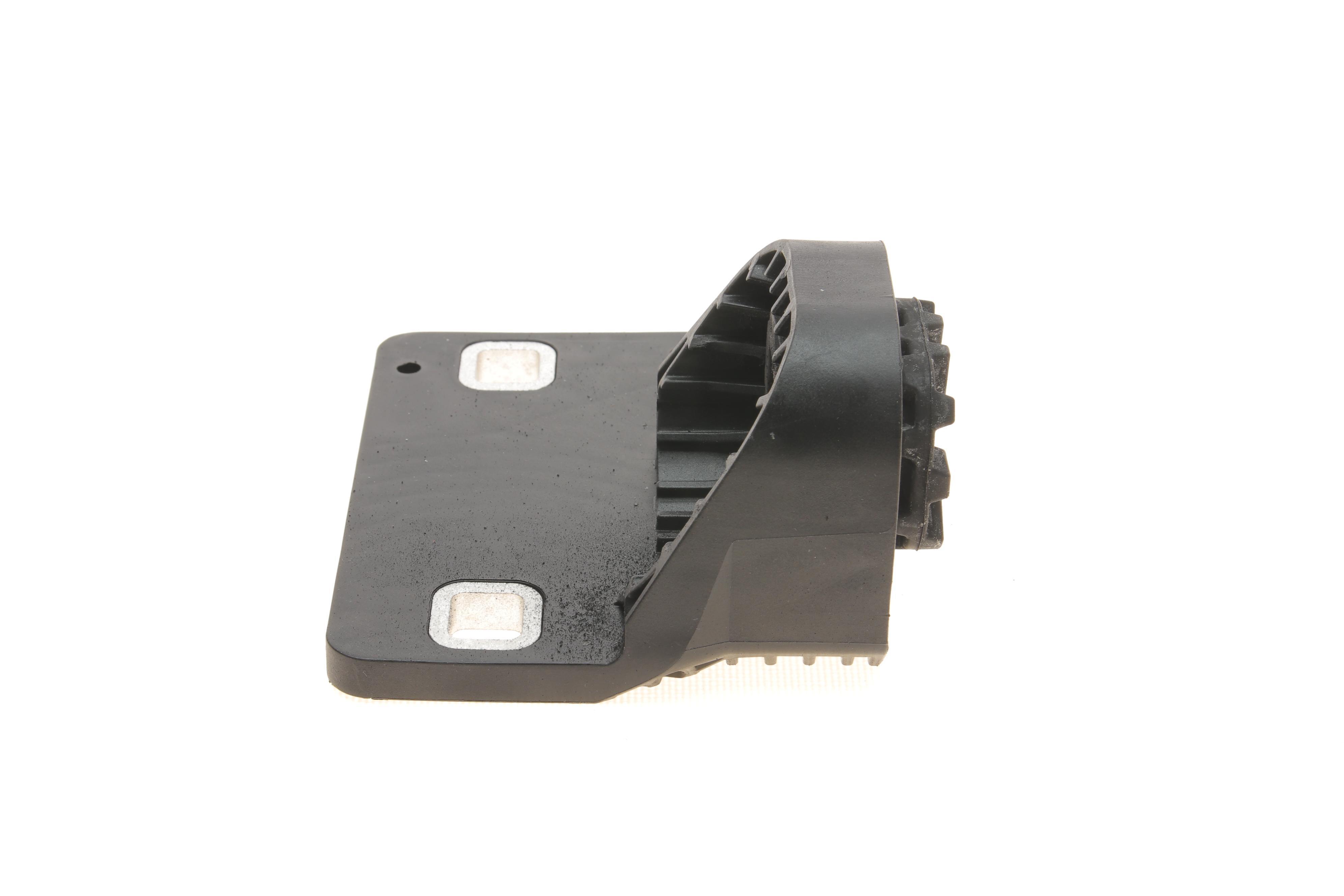 Подушка радіатора VW ID.3 19- (R)