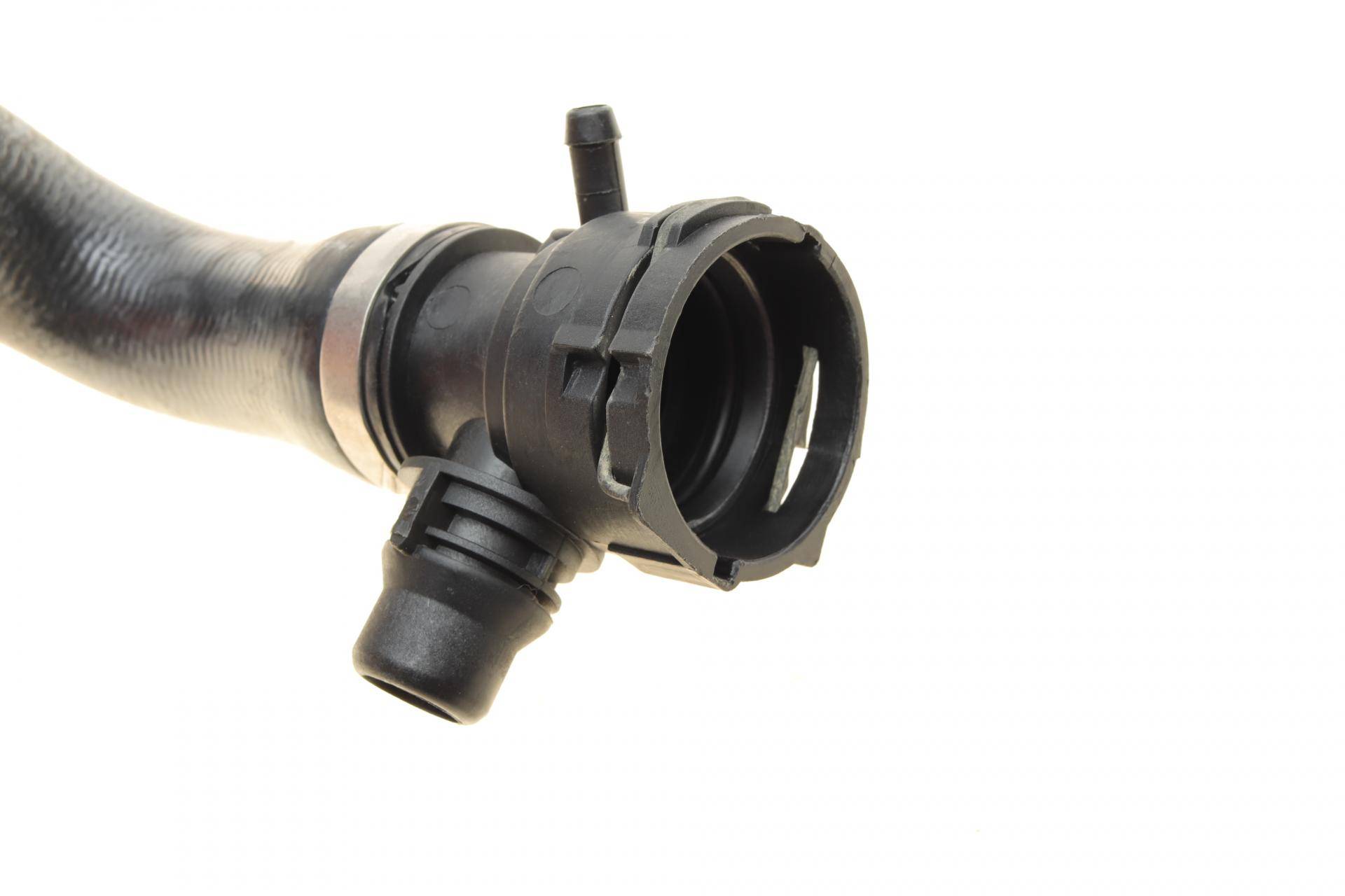 Патрубок радіатора (верхній) BMW 3 (E90/E91/E92/E93) 3.0 05-