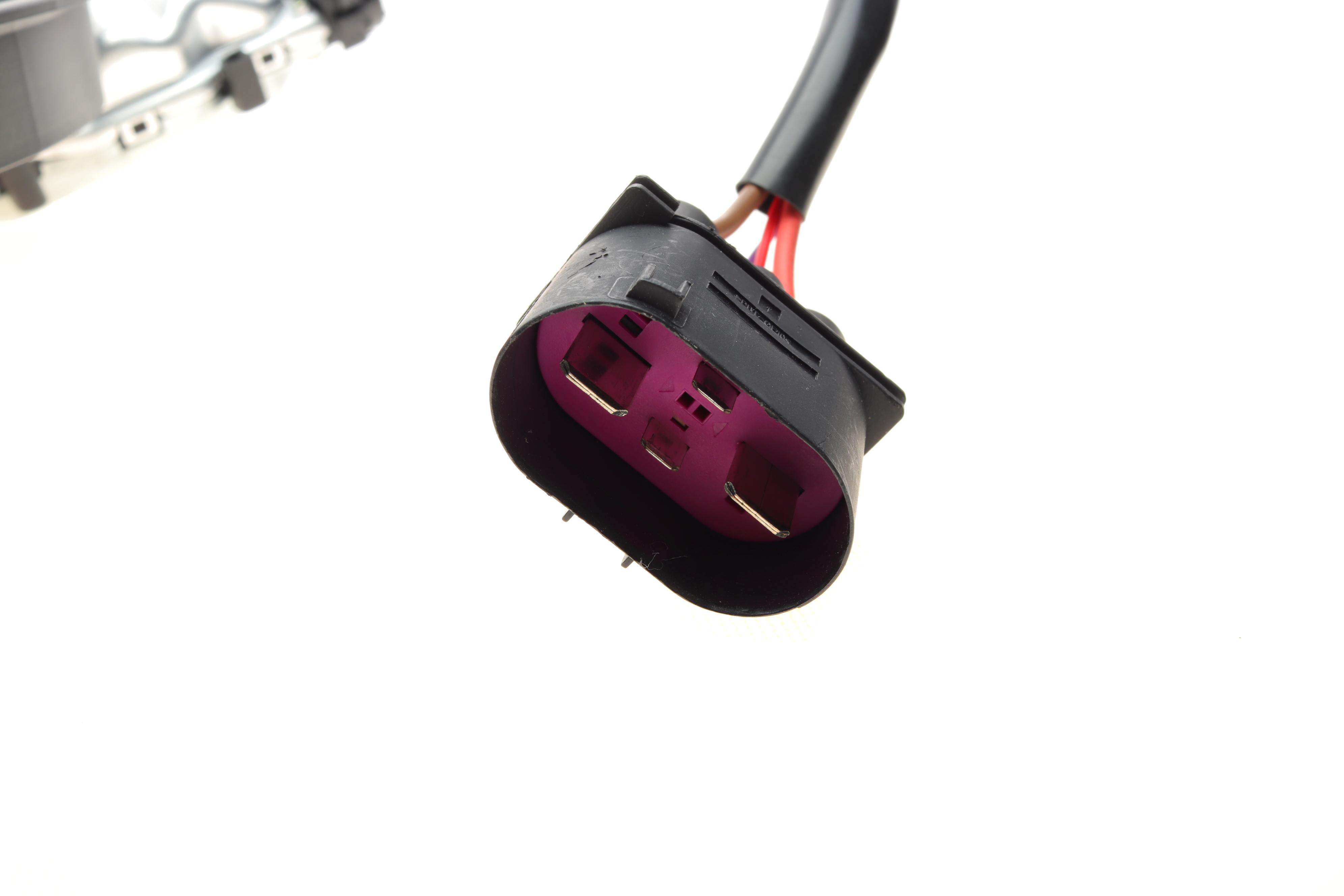 Вентилятор охолодження двигуна VW Touareg 02-10