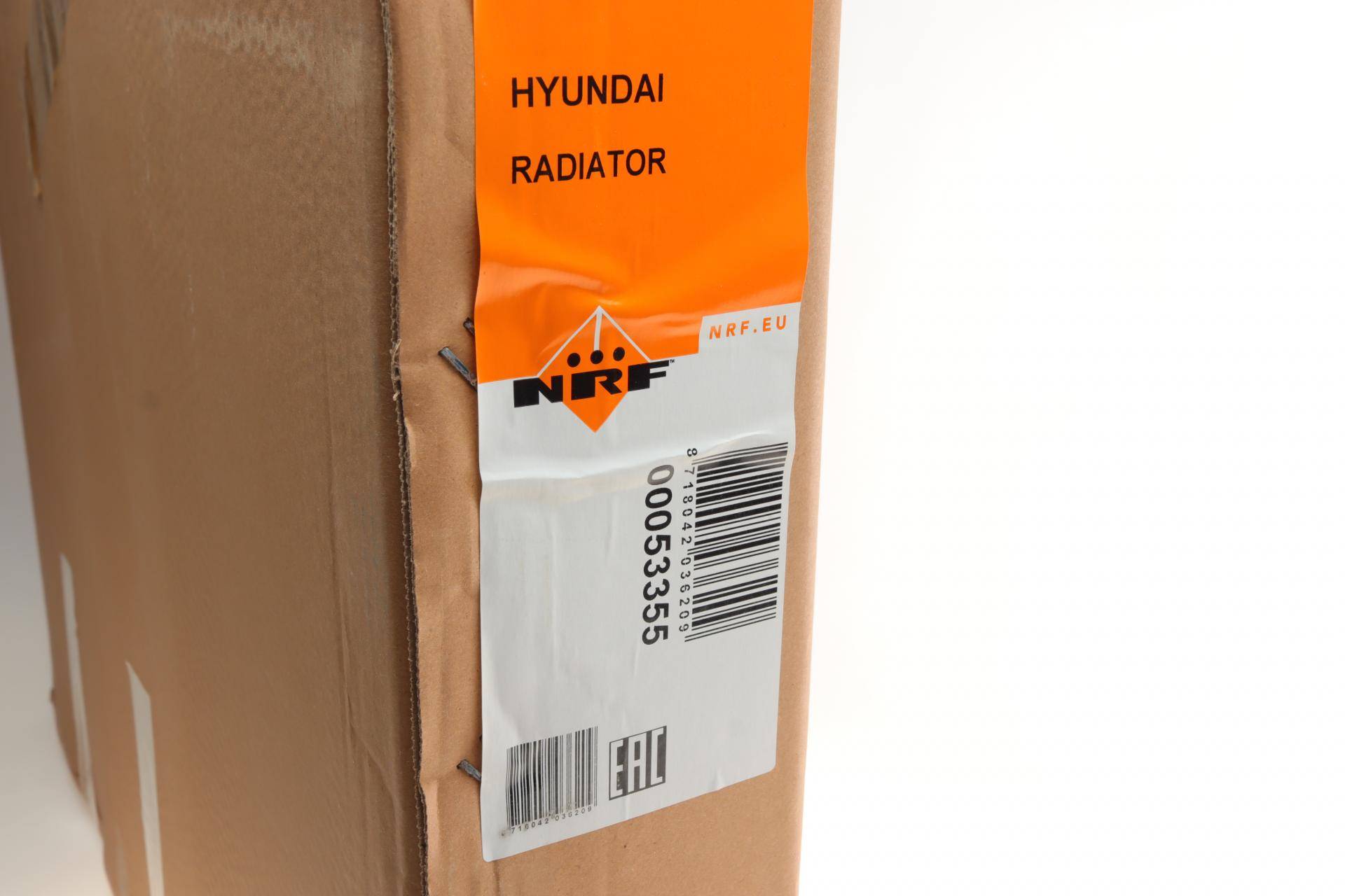 Радіатор охолодження Hyundai Coupe/Elantra 1.6-2.7 00-09