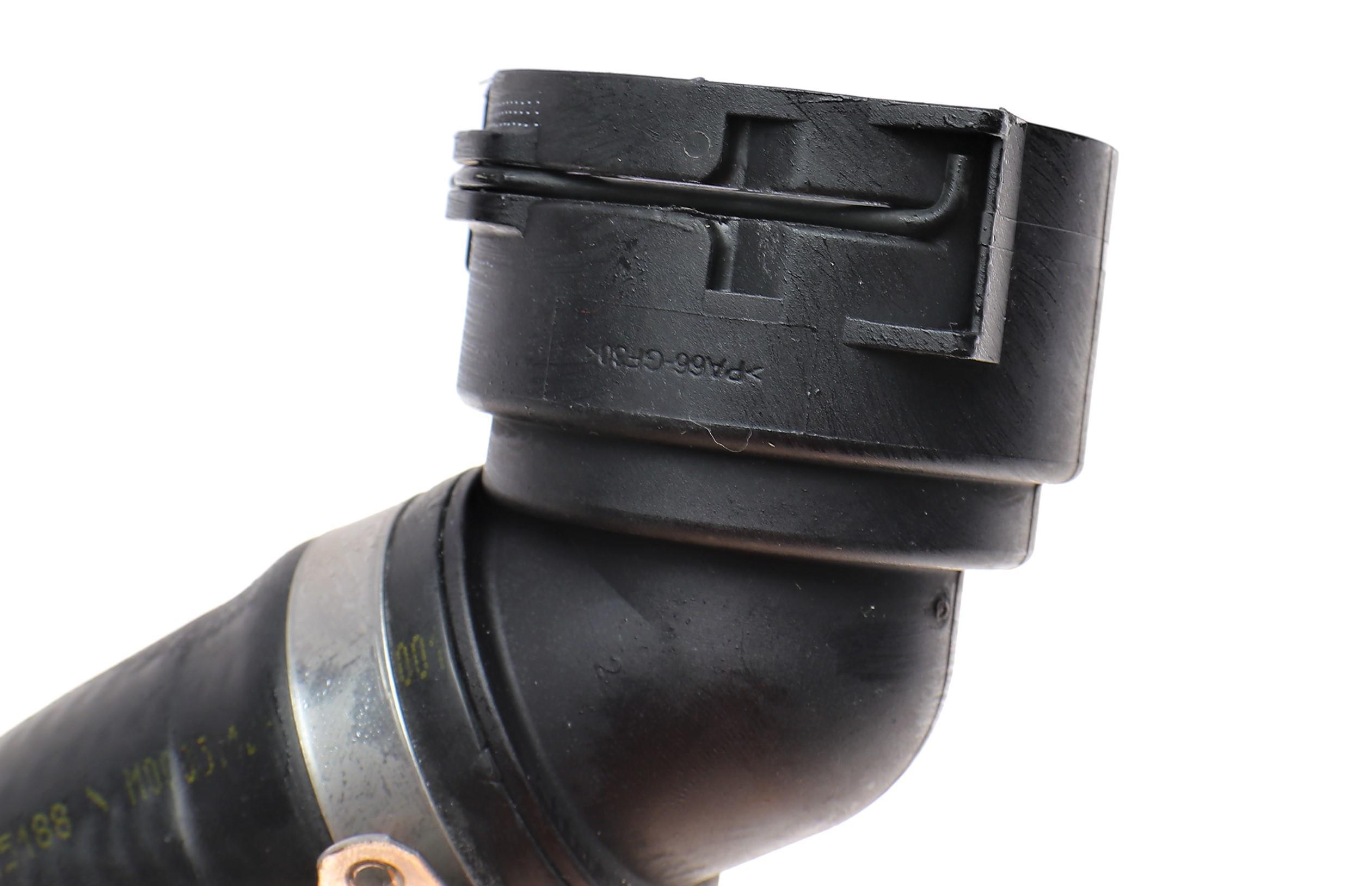 Патрубок радіатора (верхній) Fiat Doblo 1.6/2.0 D Multijet 10-