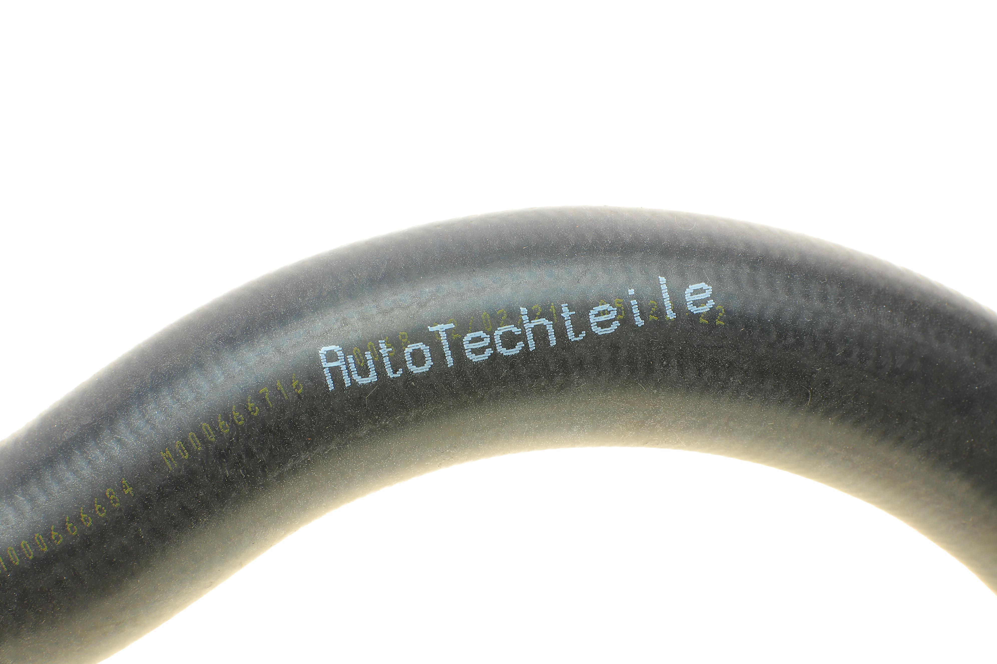 Патрубок системи охолодження BMW 5 (E39) 3, 5-4, 0 i 96-04 (зверху) (L) M62