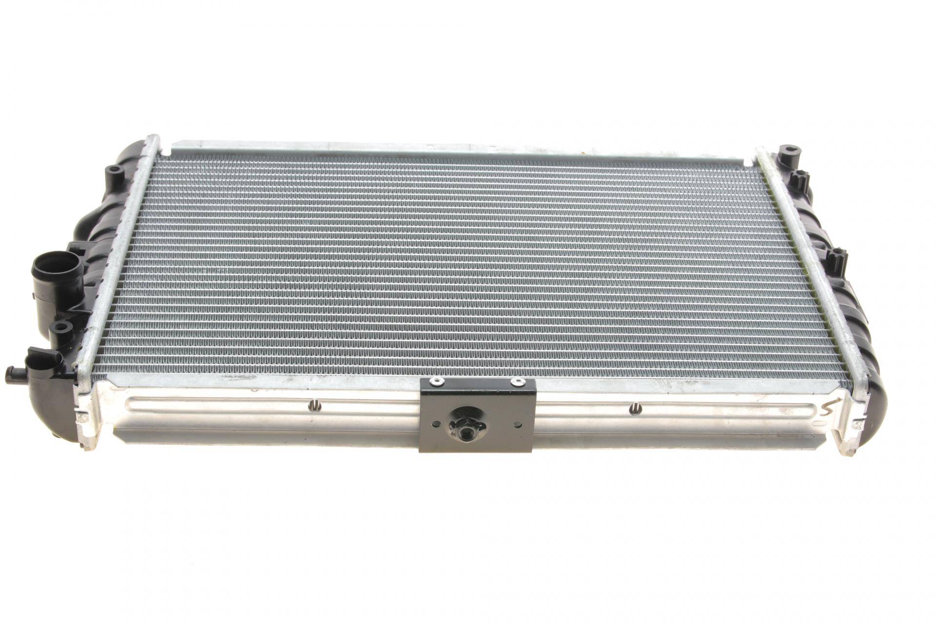 Радіатор охолодження VW Parati III 1.8 02-