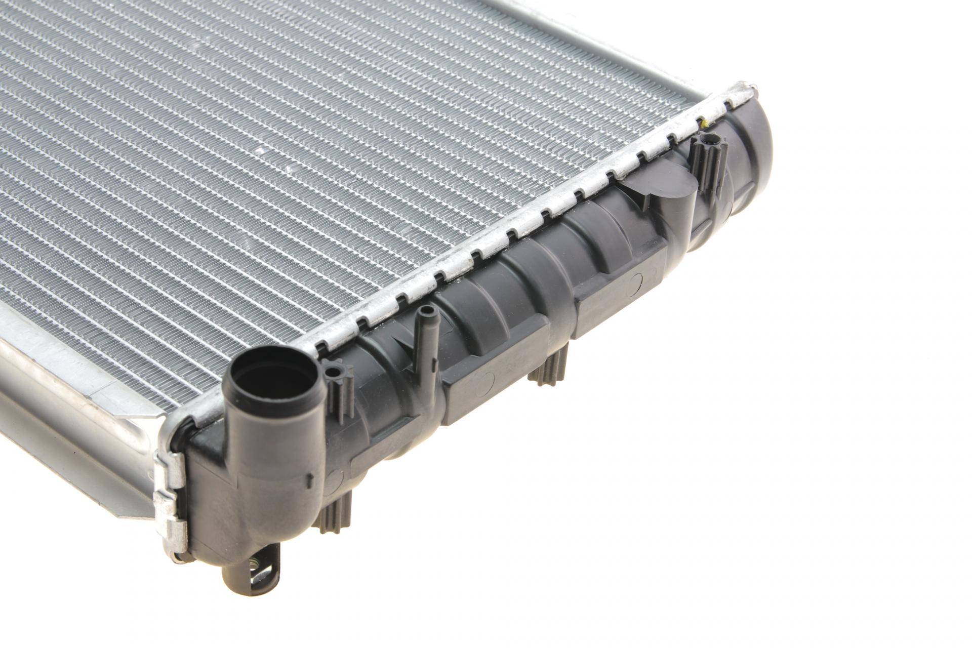 Радіатор охолодження VW Parati III 1.8 02-