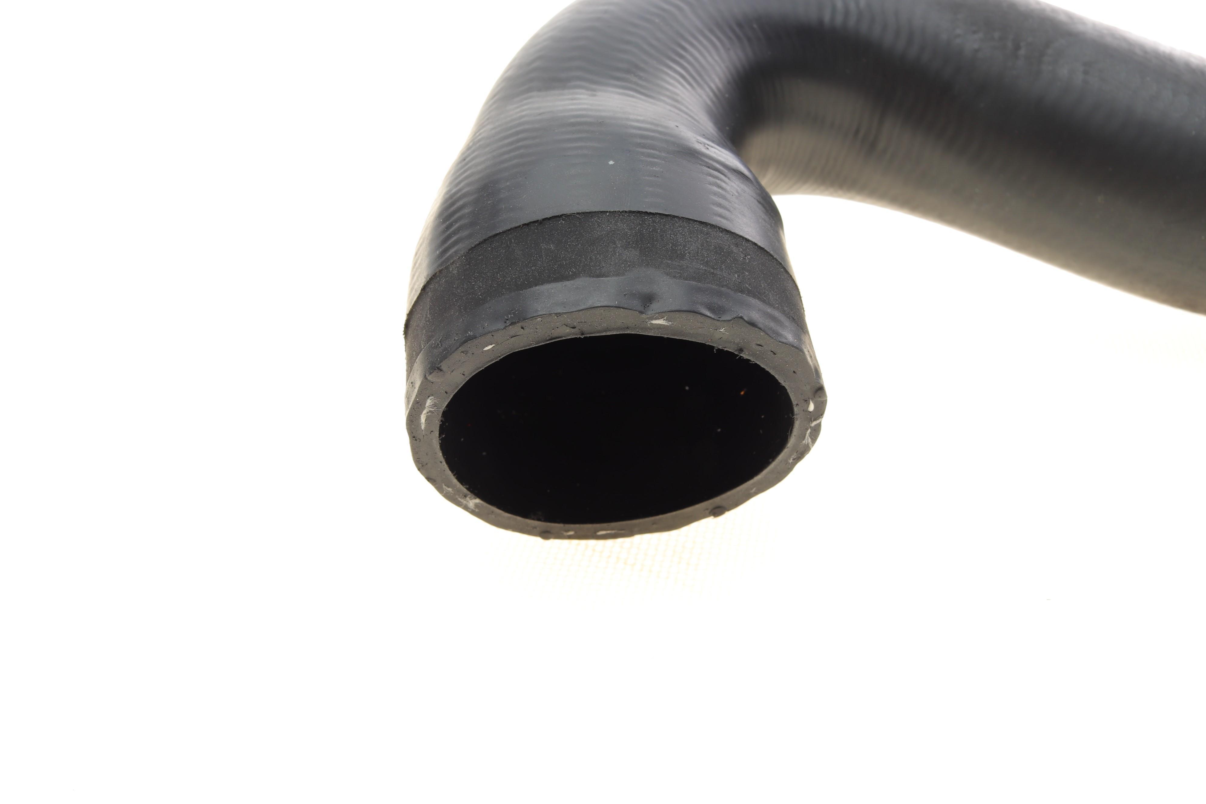 Патрубок інтеркулера Audi A4/VW Passat 1.9D/1.9DH 95-01