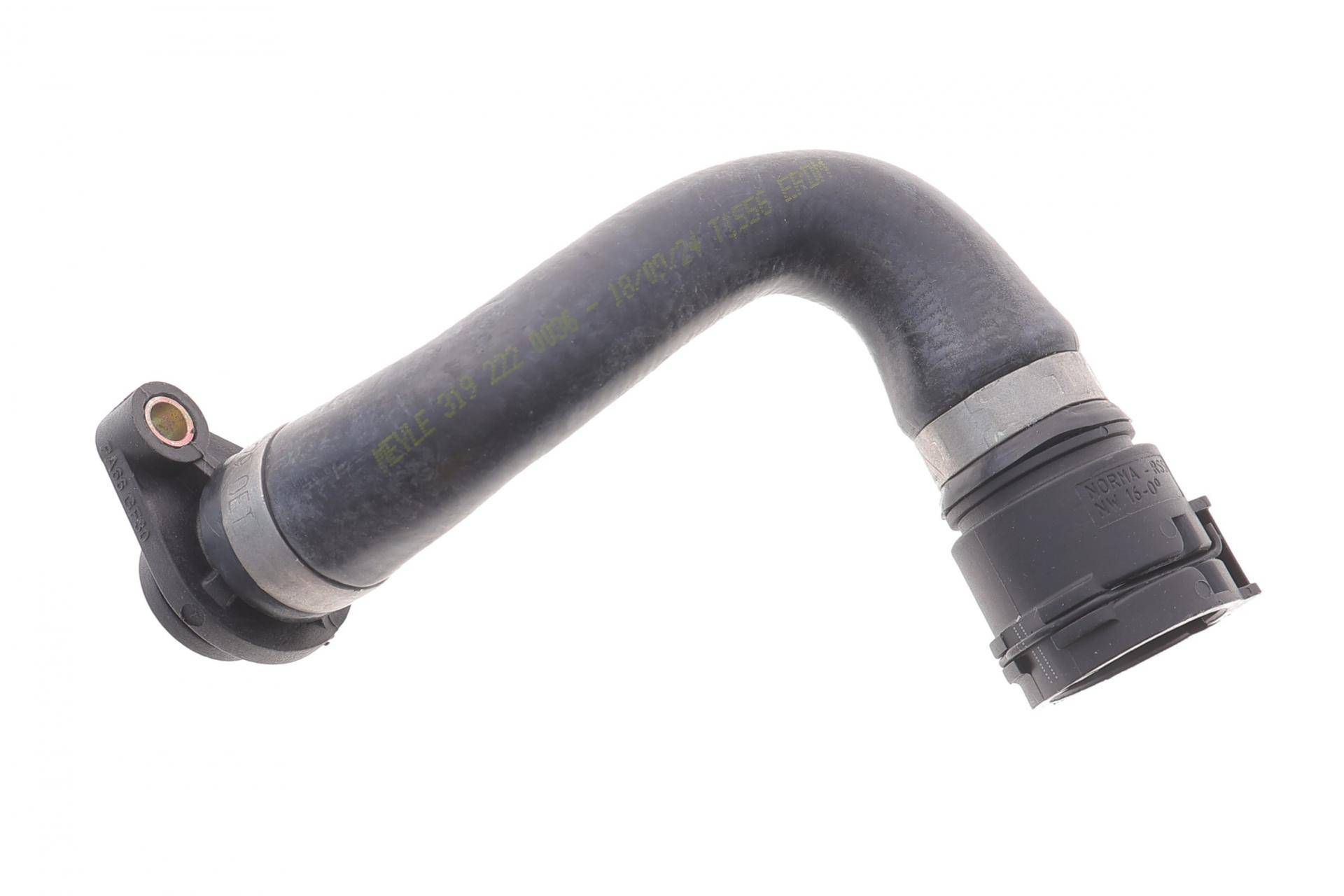 Патрубок системи охолодження BMW 1 (E81/E87/E88)/3 (E46/E90/E91)/X3 (E83) 1.6/1.8/2.0 01-13