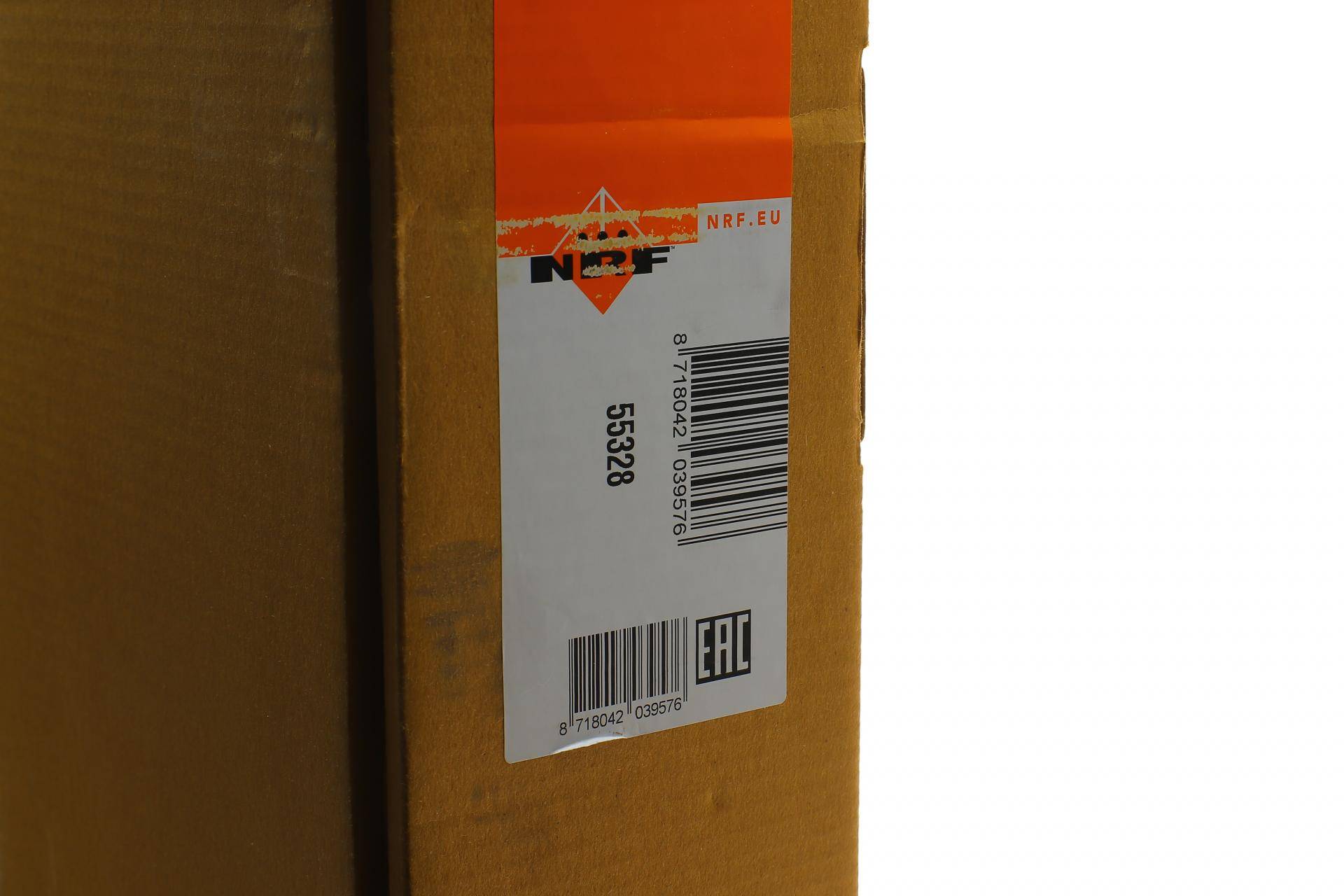 Радіатор охолодження BMW X5 (E53) 03-06 (M57/M62/N62)