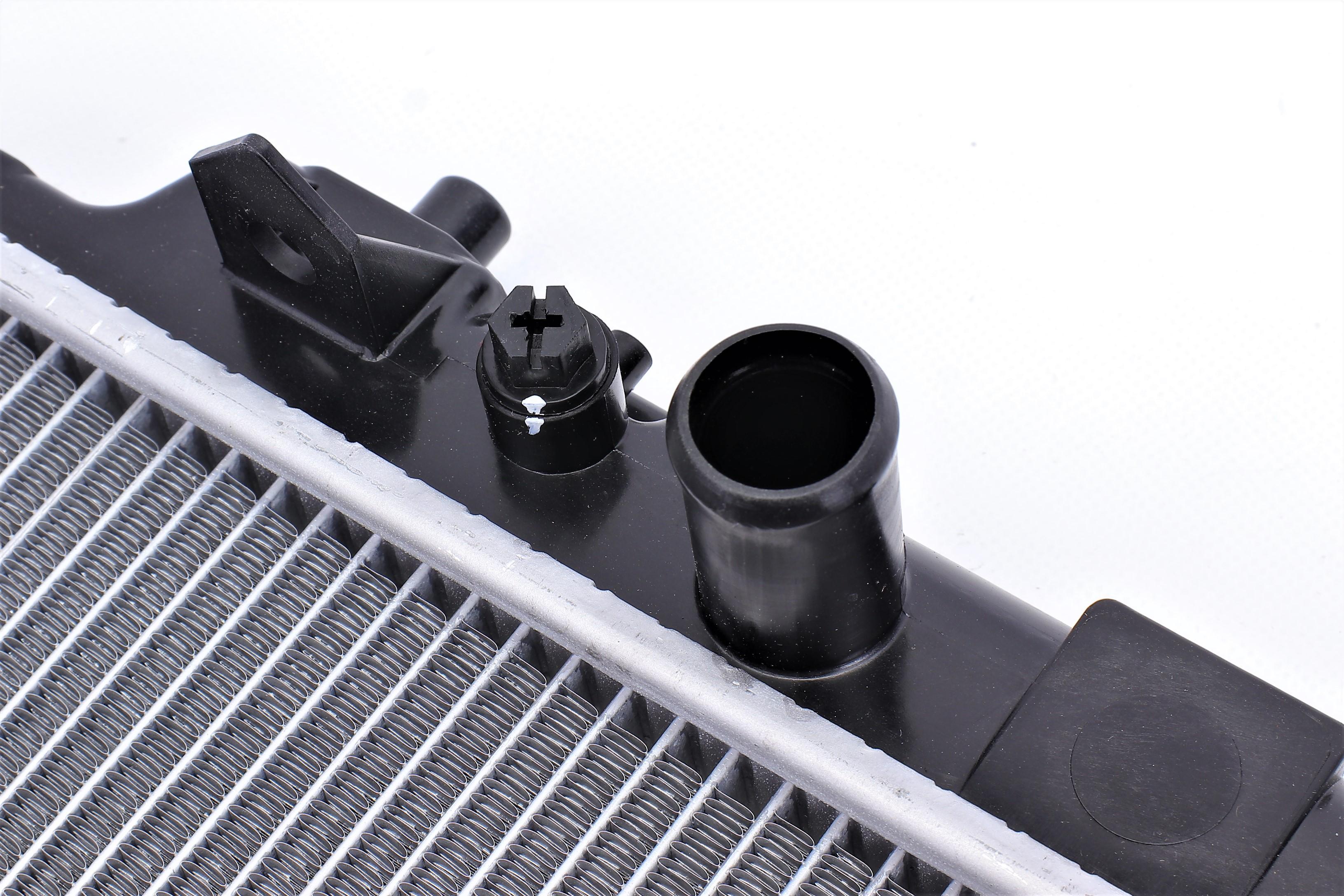 Радіатор охолодження Mazda 323 1.3-1.8 94-98