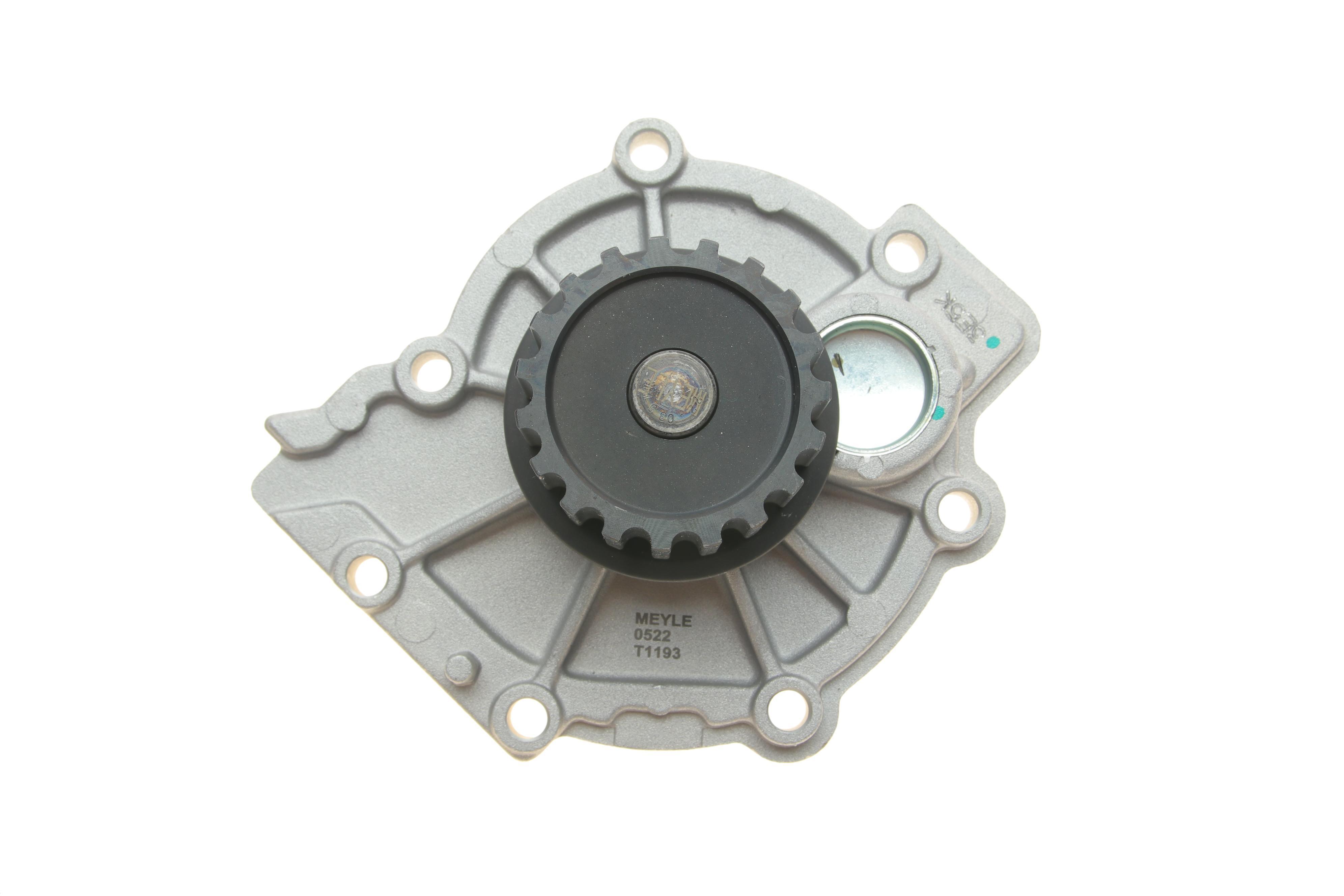 Помпа води Volvo C30/C70/S40/S60/S80/V40/V50/V60/V70/XC60/XC70/XC90 2.0/2.4/2.4D/3.0 T6 D3/D4/D5 01-