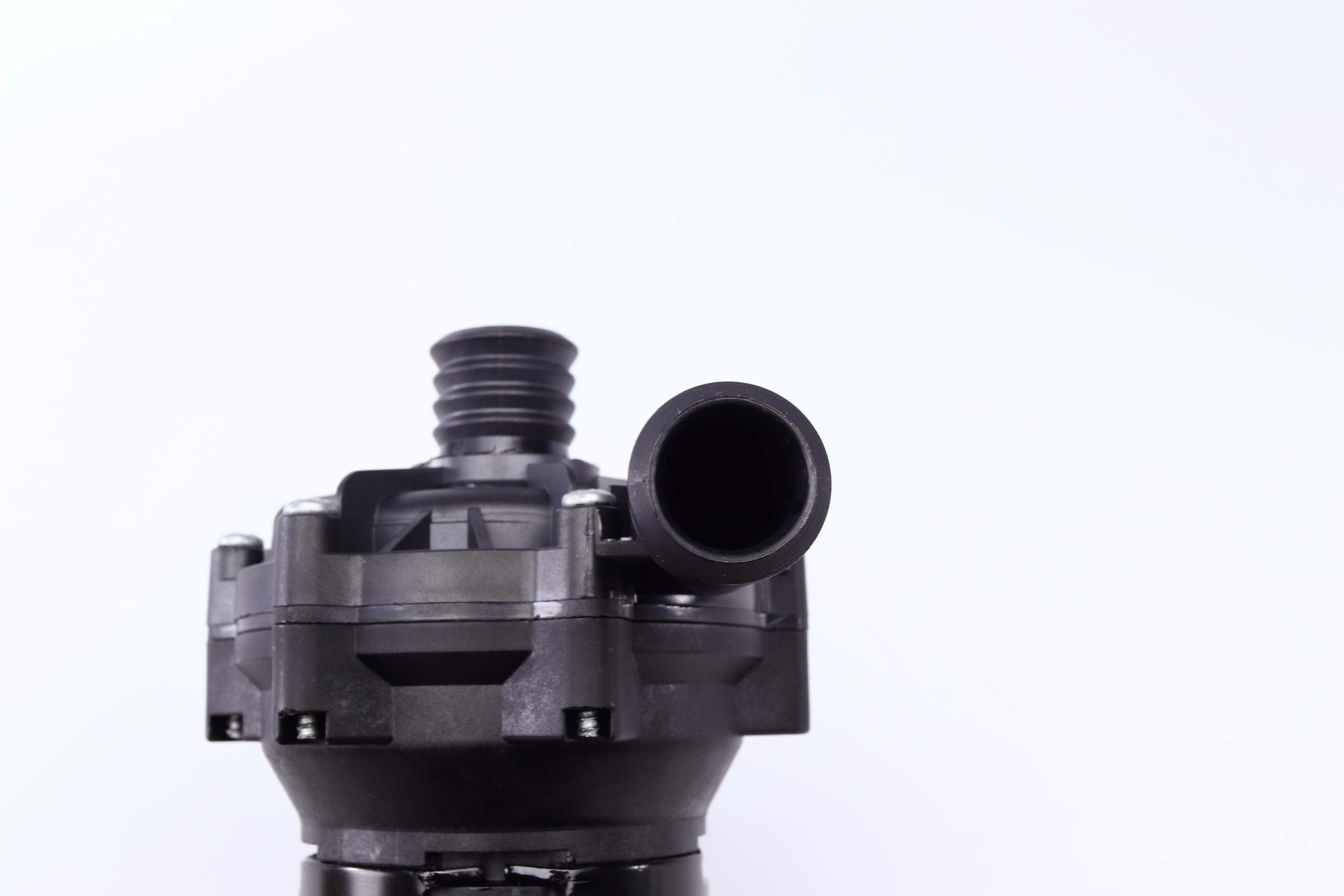 Насос системи охолодження (додатковий) MB E-class (W211/W212)/GL-class (X166) 1.8-6.2