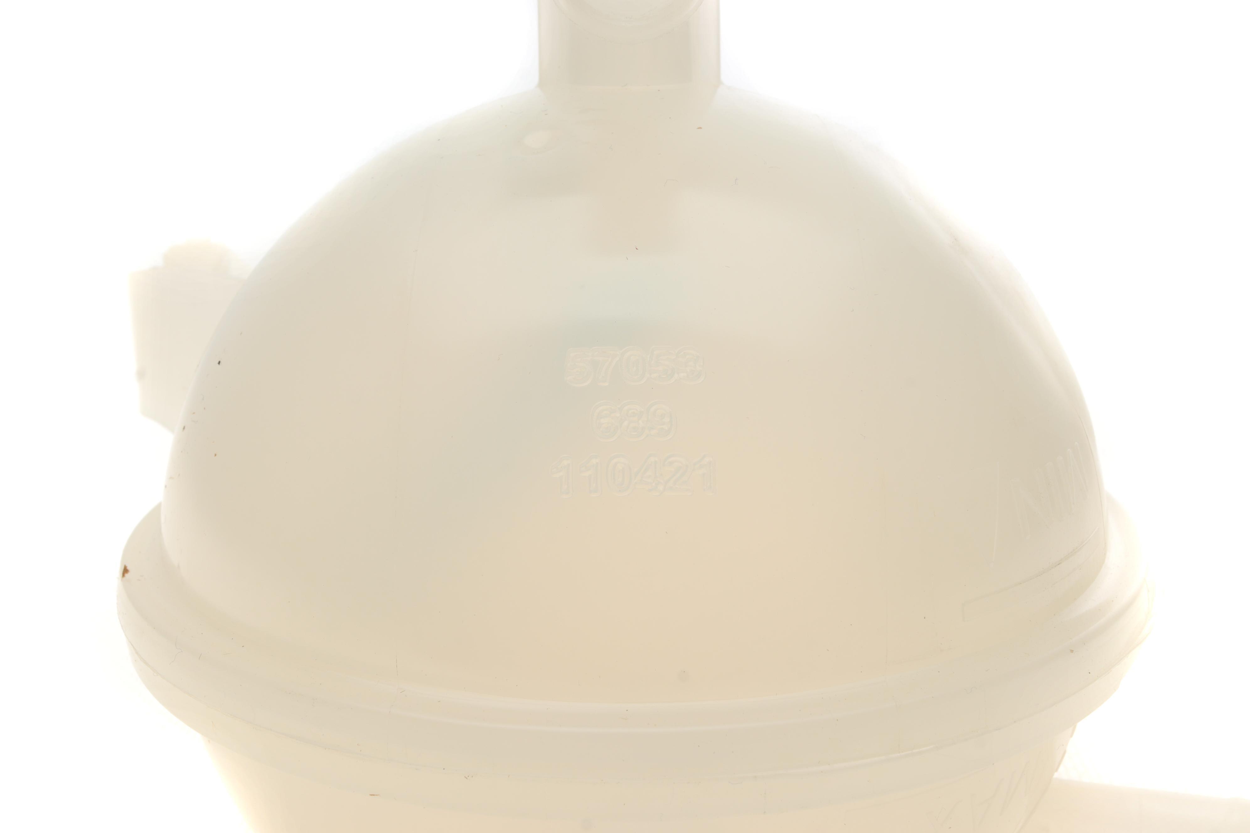 Бачок розширювальний Audi A3/VW Golf VII/Passat 10-