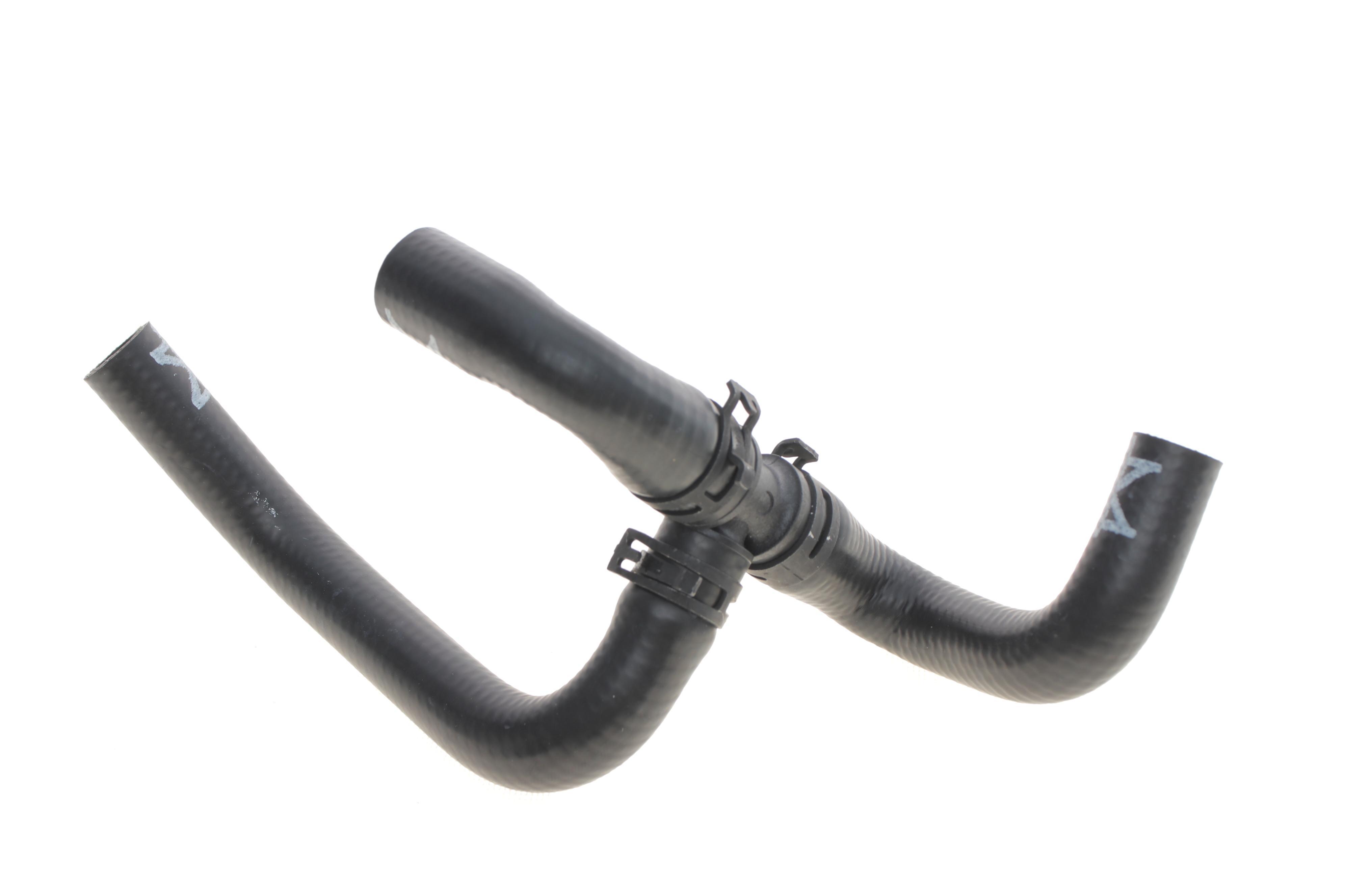 Патрубок радіатора VW Passat/Tiguan 1.4 TSI 10-18