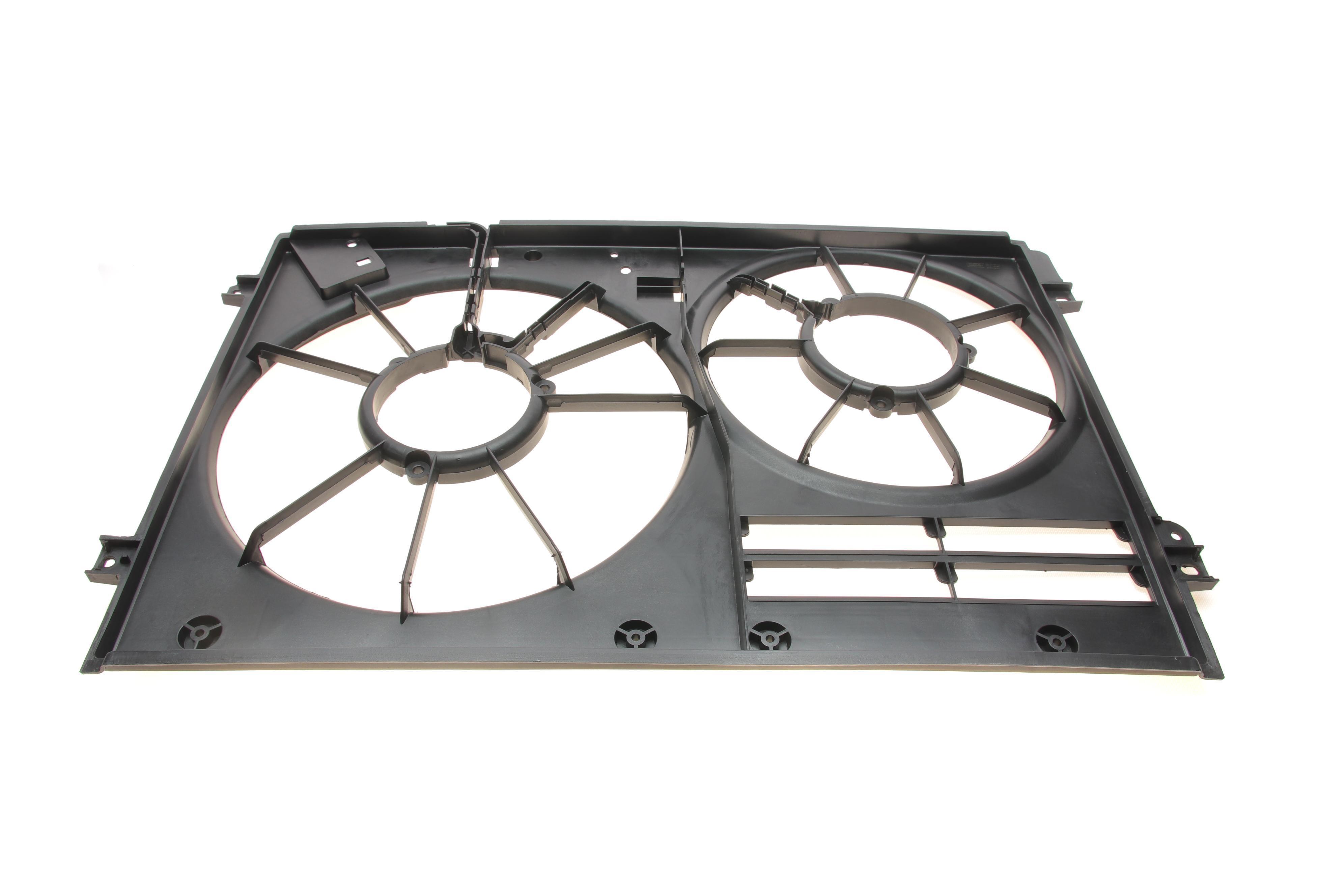 Дифузор радіатора VW Jetta III 2.5 06-10