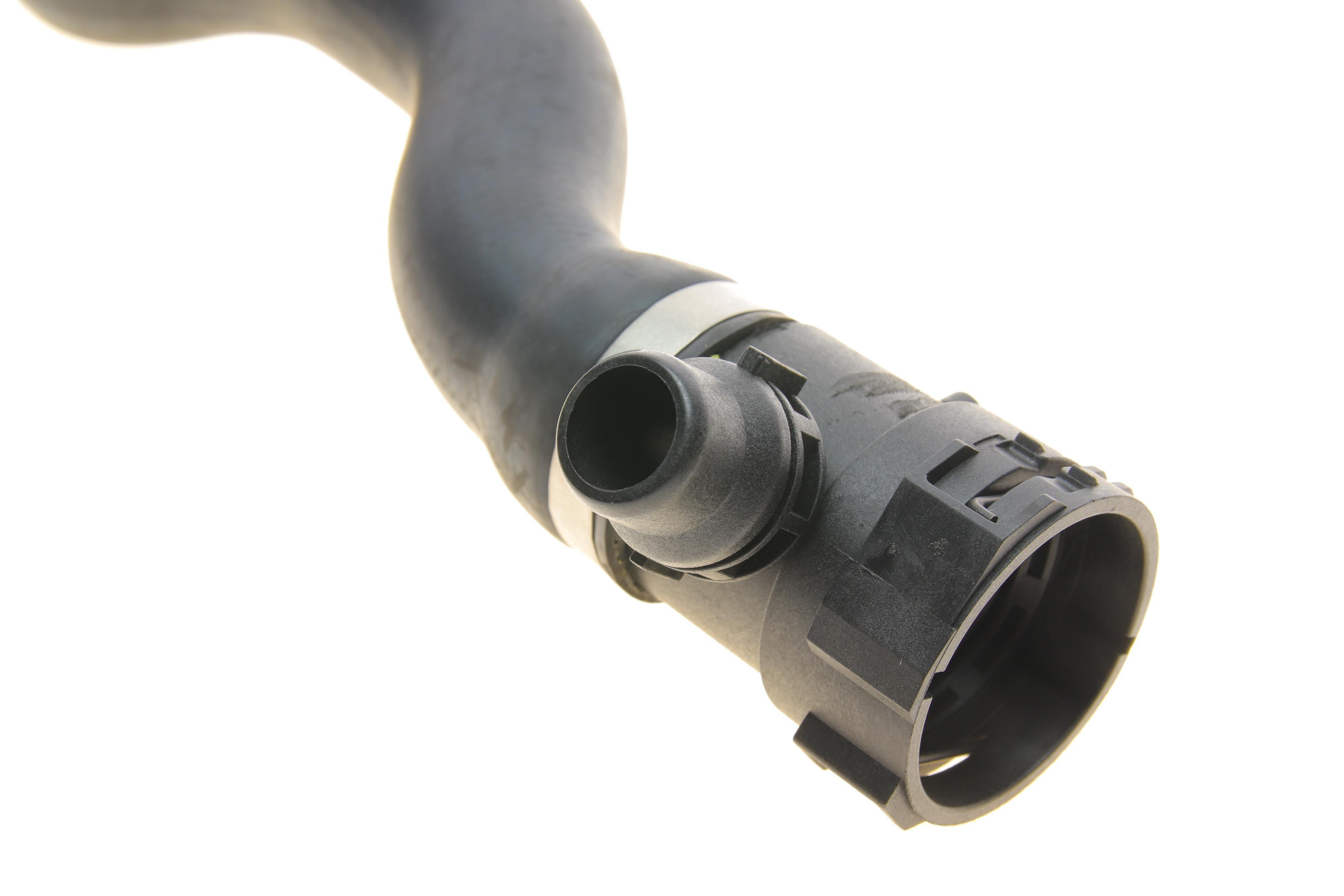 Патрубок радіатора BMW 5 (F10) 10-16