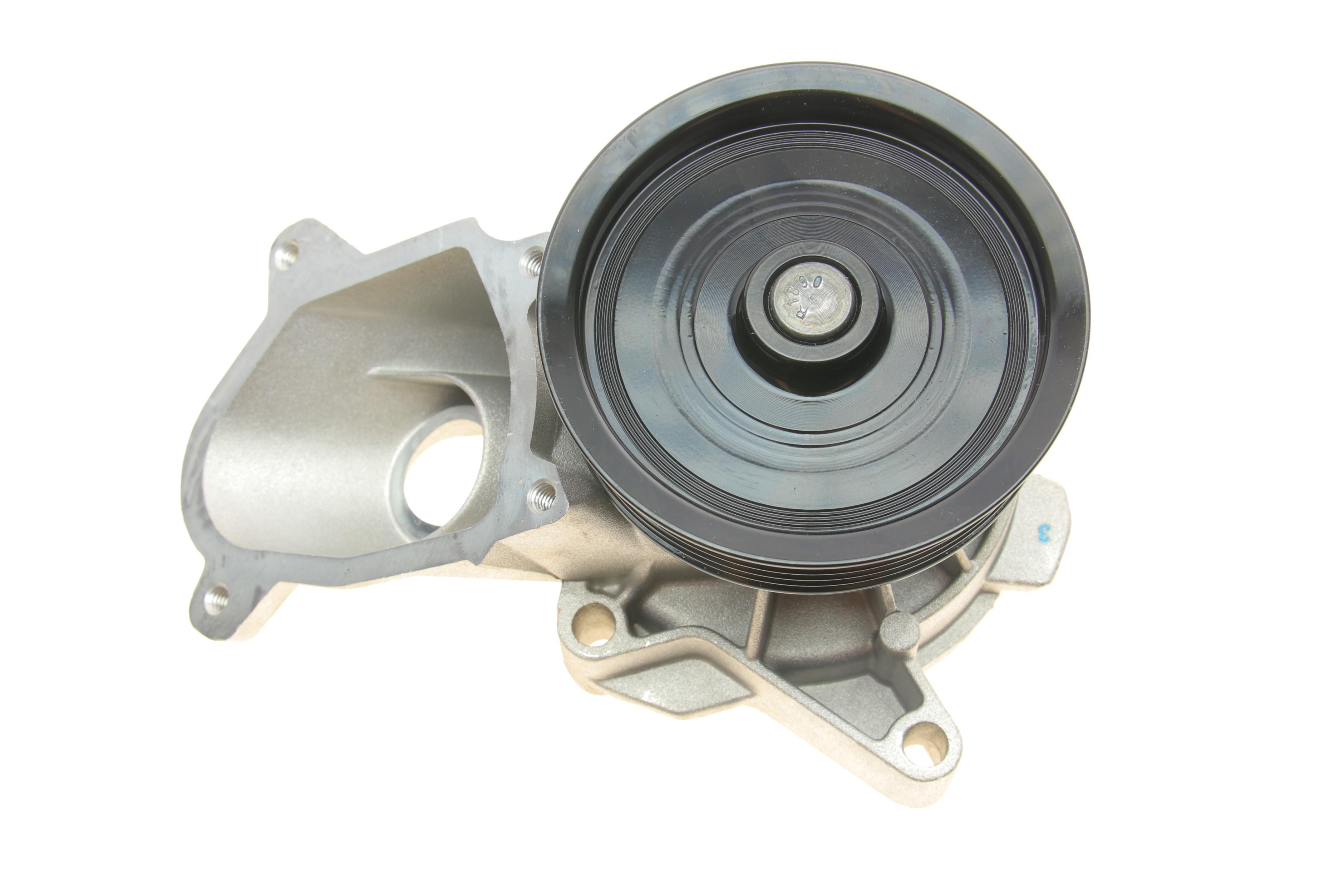 Помпа води BMW 3 (E46/E90-E92)/5 (E60/E61)/X3 (E83) 2.0D 98-12 M47/N47