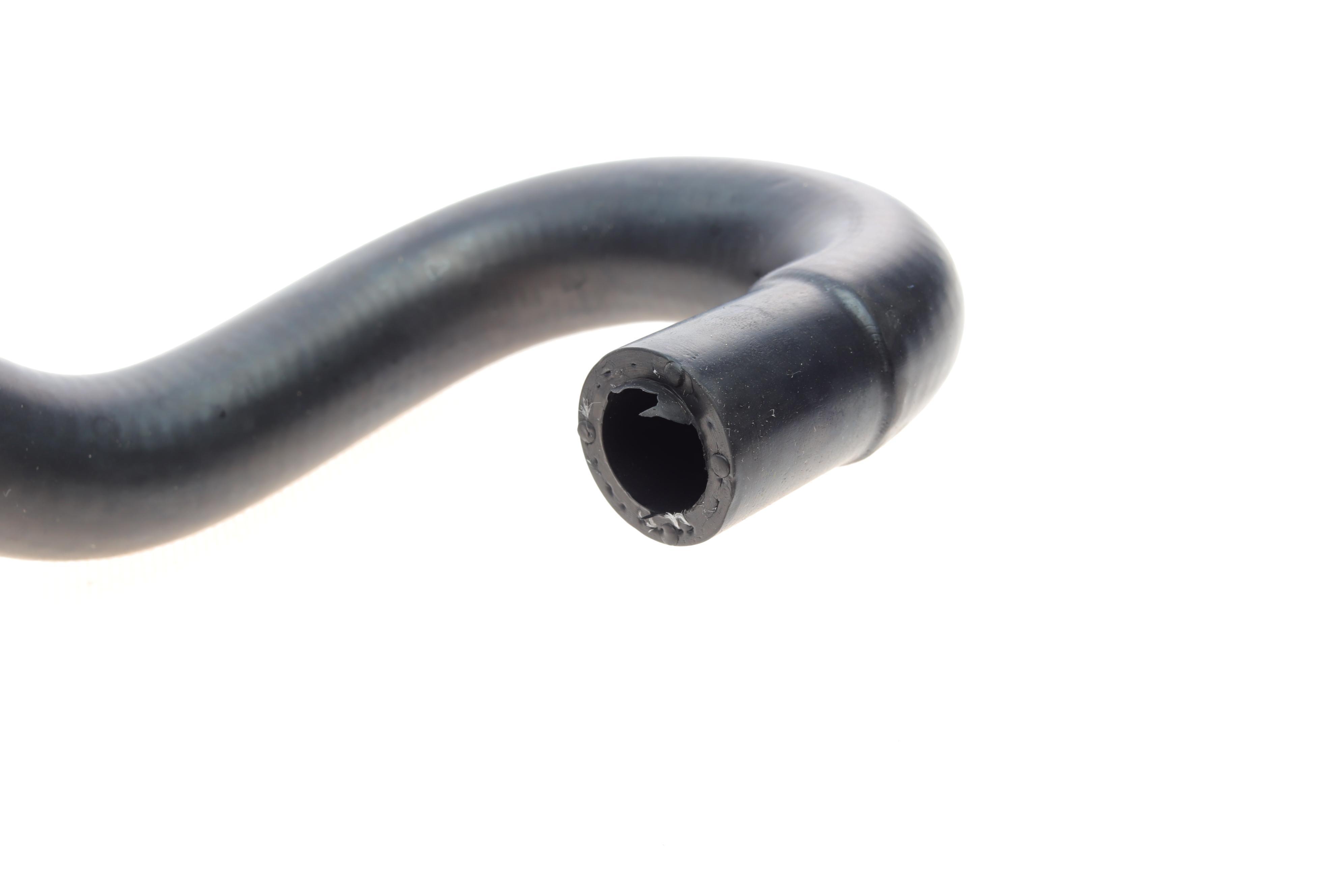 Патрубок радіатора (нижній) Ford Transit 2.0 TDCi 00-06