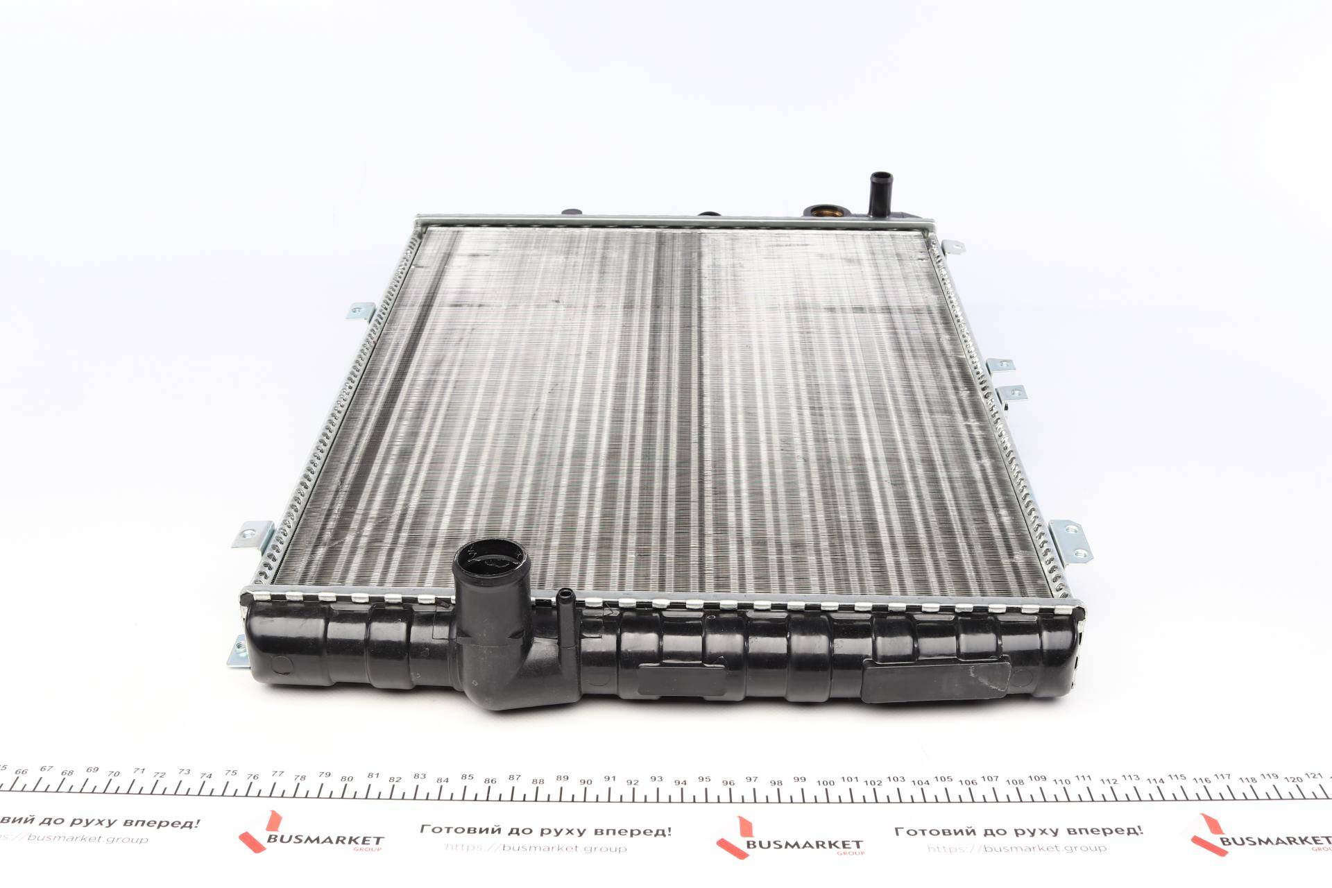 Радіатор охолодження Audi 80/90 80-