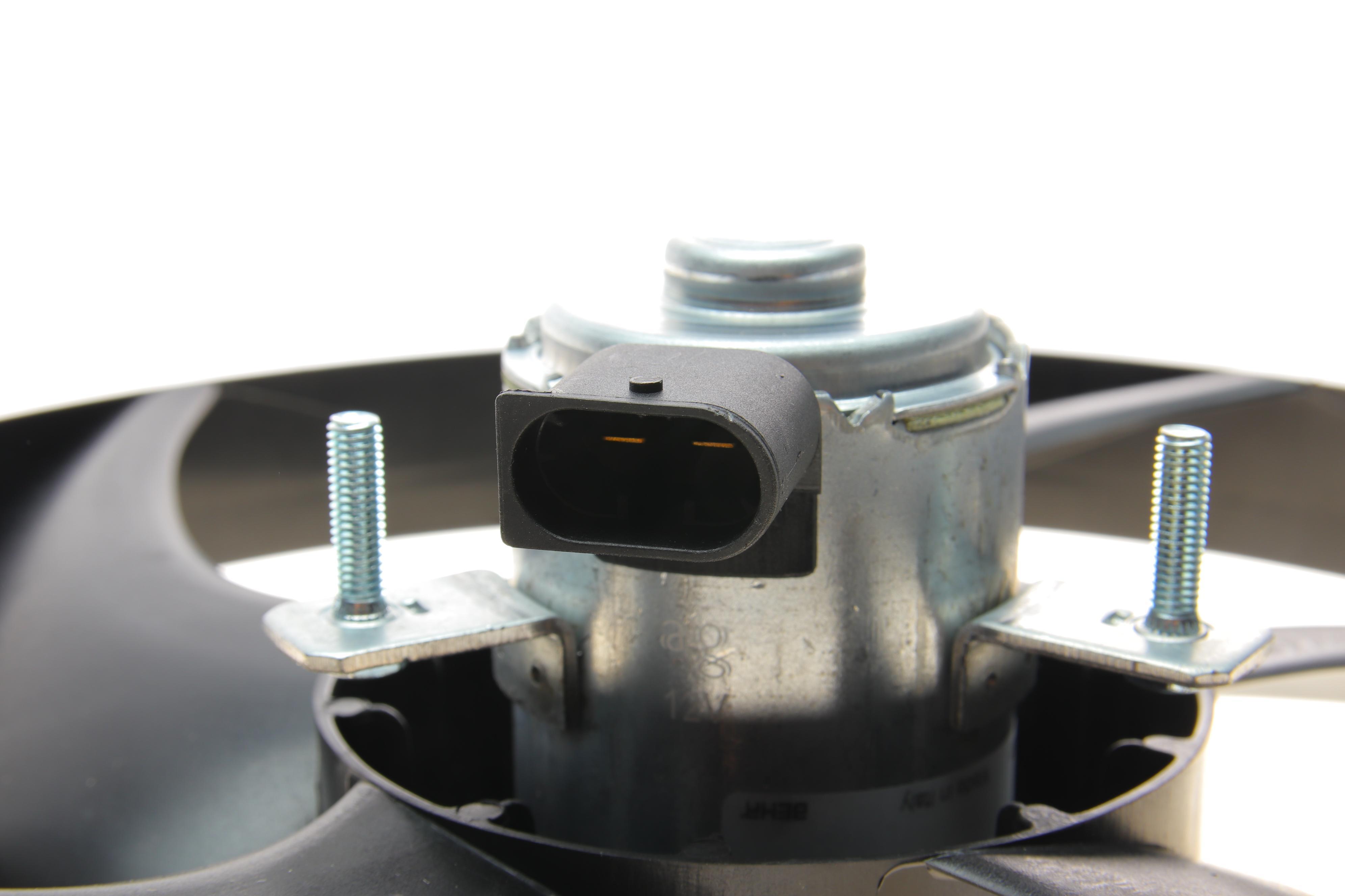 Вентилятор радіатора Citroen Berlingo/Peugeot Partner 1.1-2.0D 96-