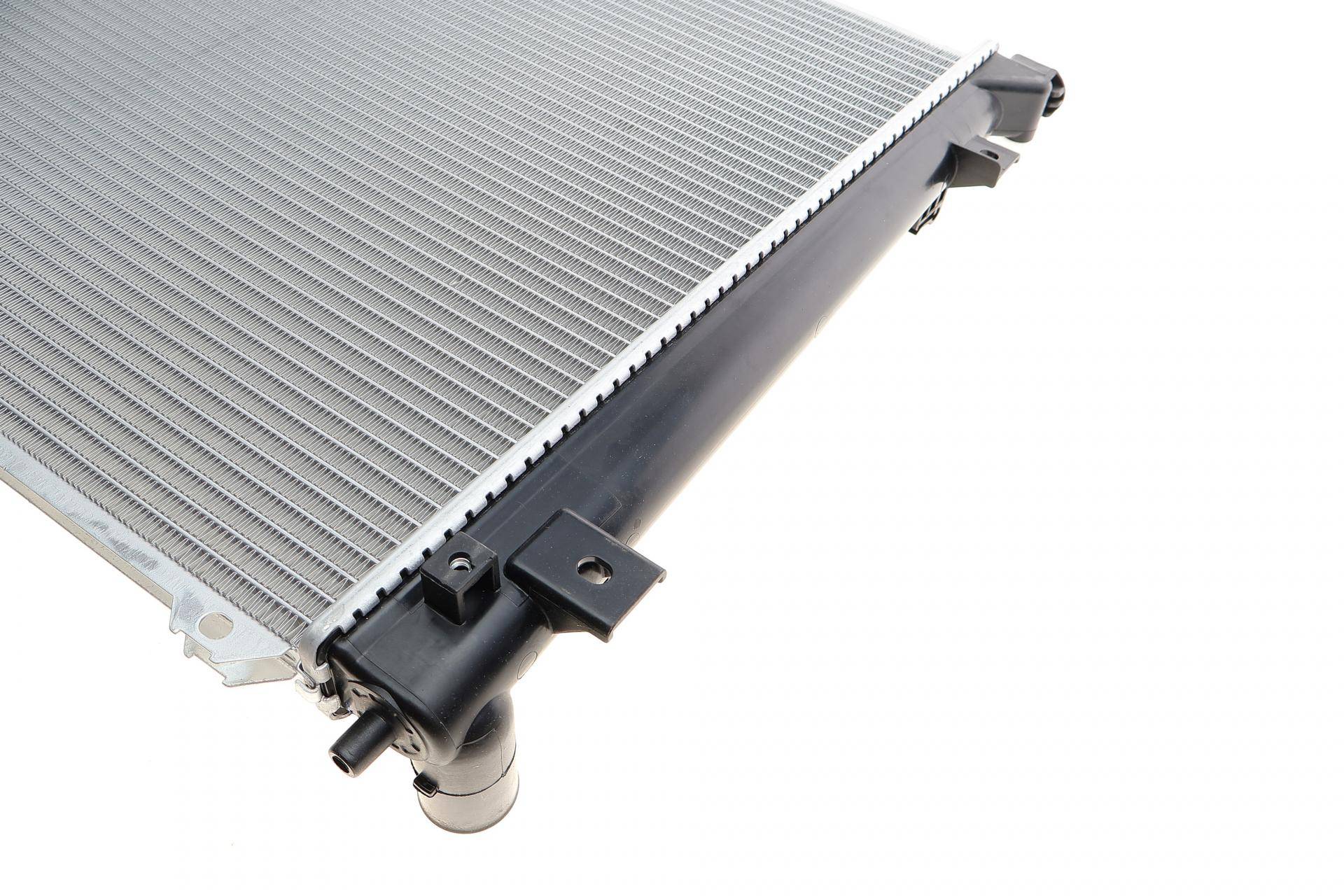 Радіатор охолодження Kia Carens 1.6D/2.0D 05-