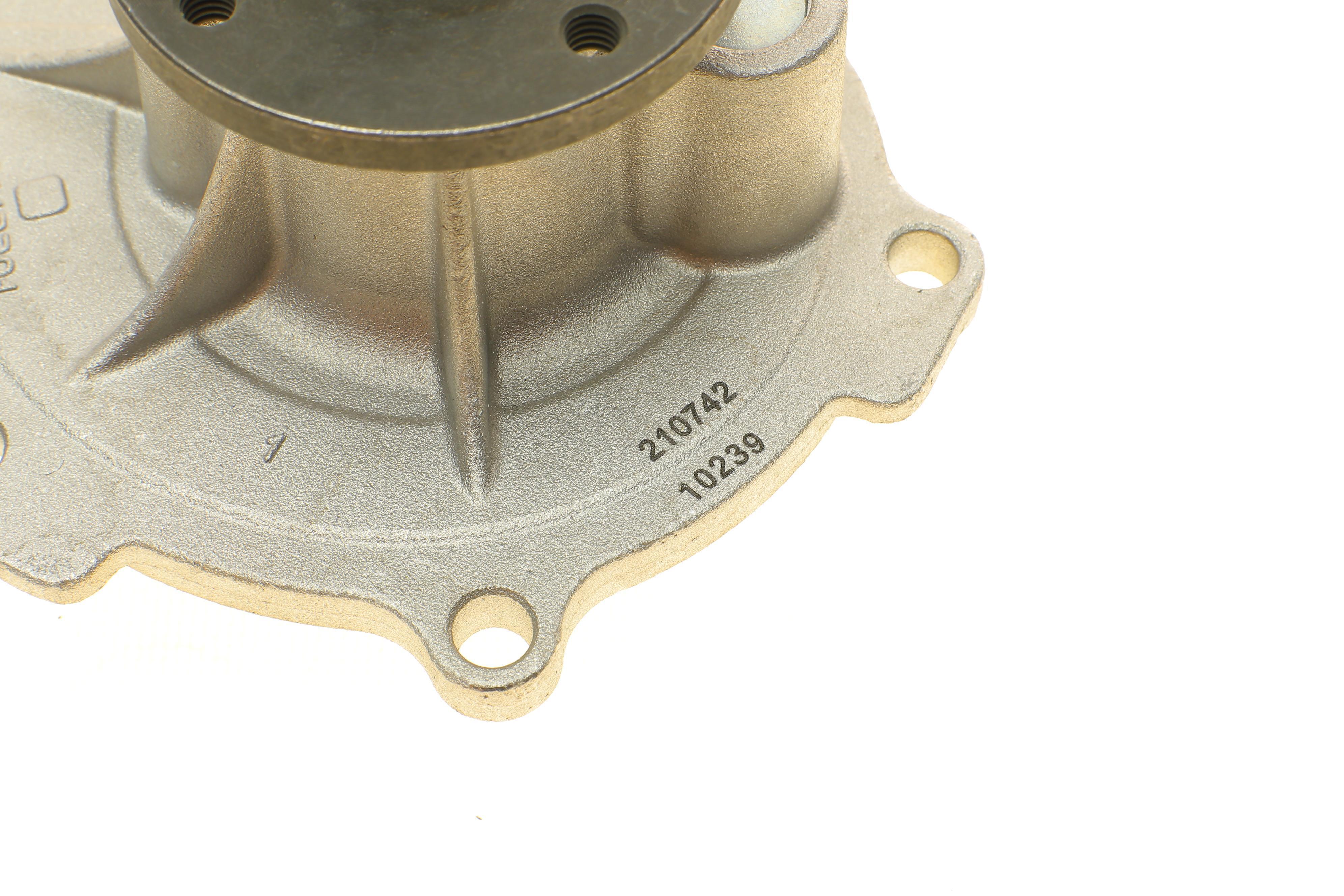 Помпа води Citroen C4/Peugeot 4008 1.8HDi 12-/Mitsubishi Lancer 1.8DI-D/Outlander 2.2DI-D(B/B)(8лоп)