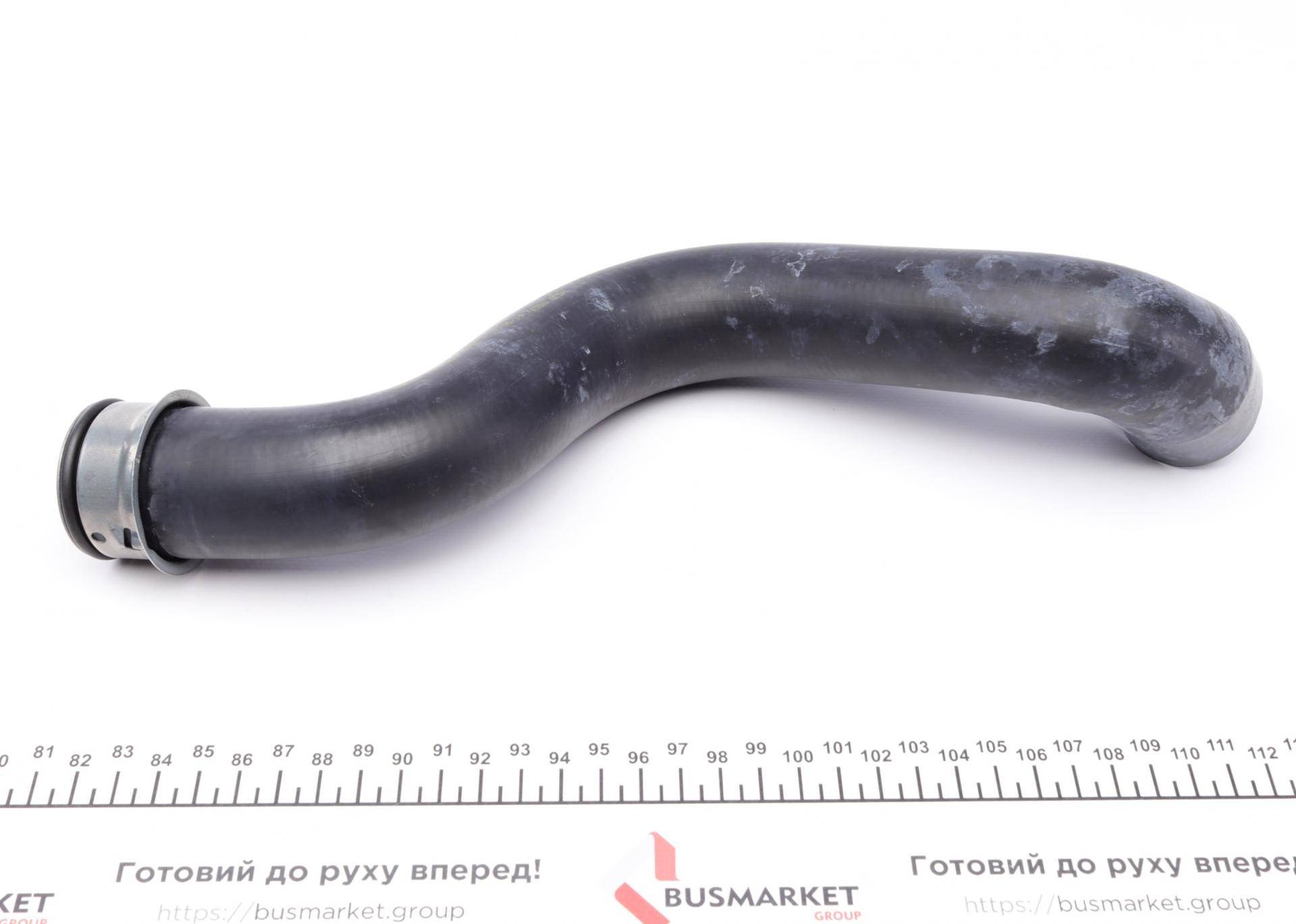 Патрубок системи охолодження MB E-class (W211) 2.0-2.2CDI 02-09 (знизу) (R)