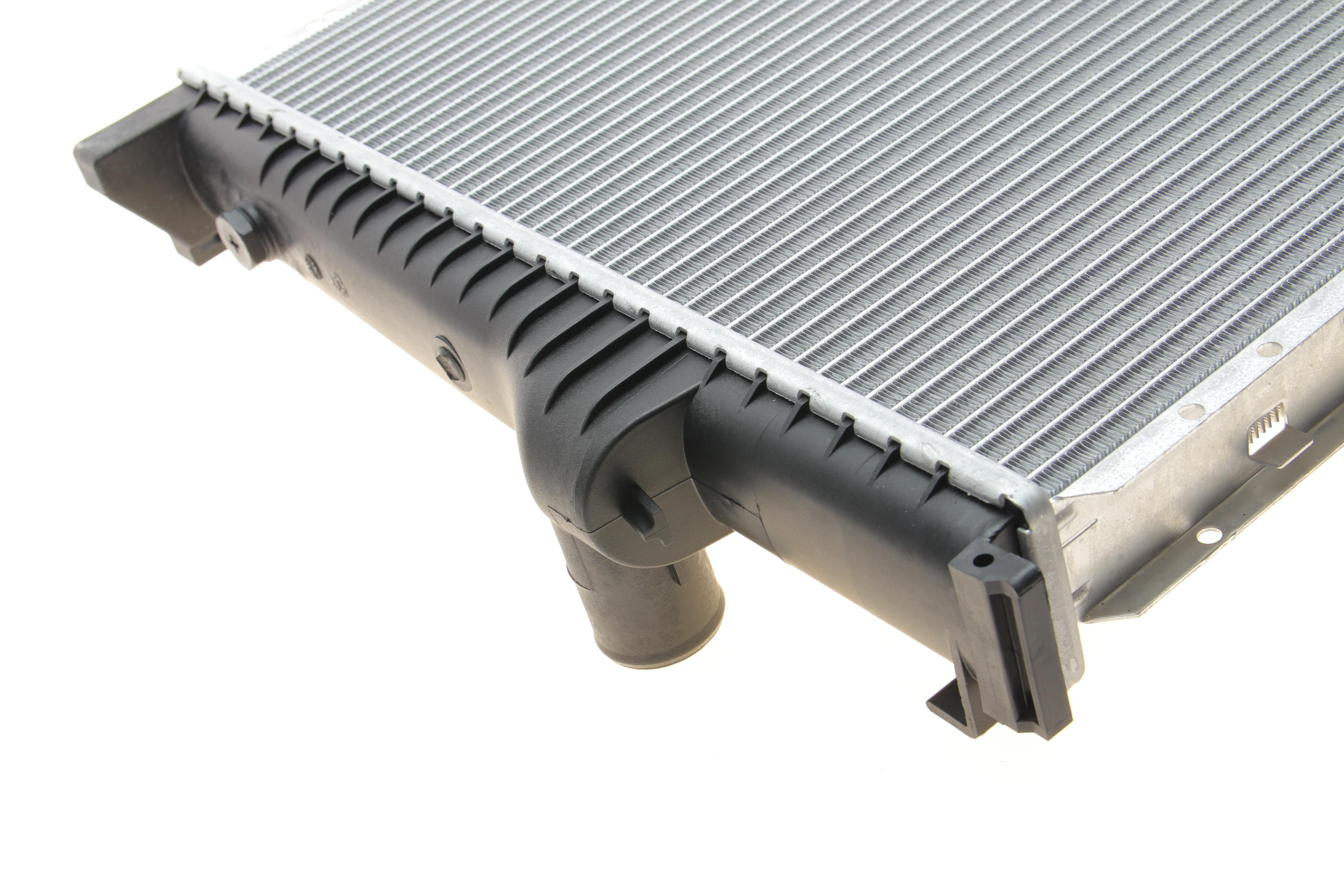 Радіатор охолодження BMW 3 (E30/E36)/5 (E34) 1.6-2.8 88-00 M40/M43/M50/M52