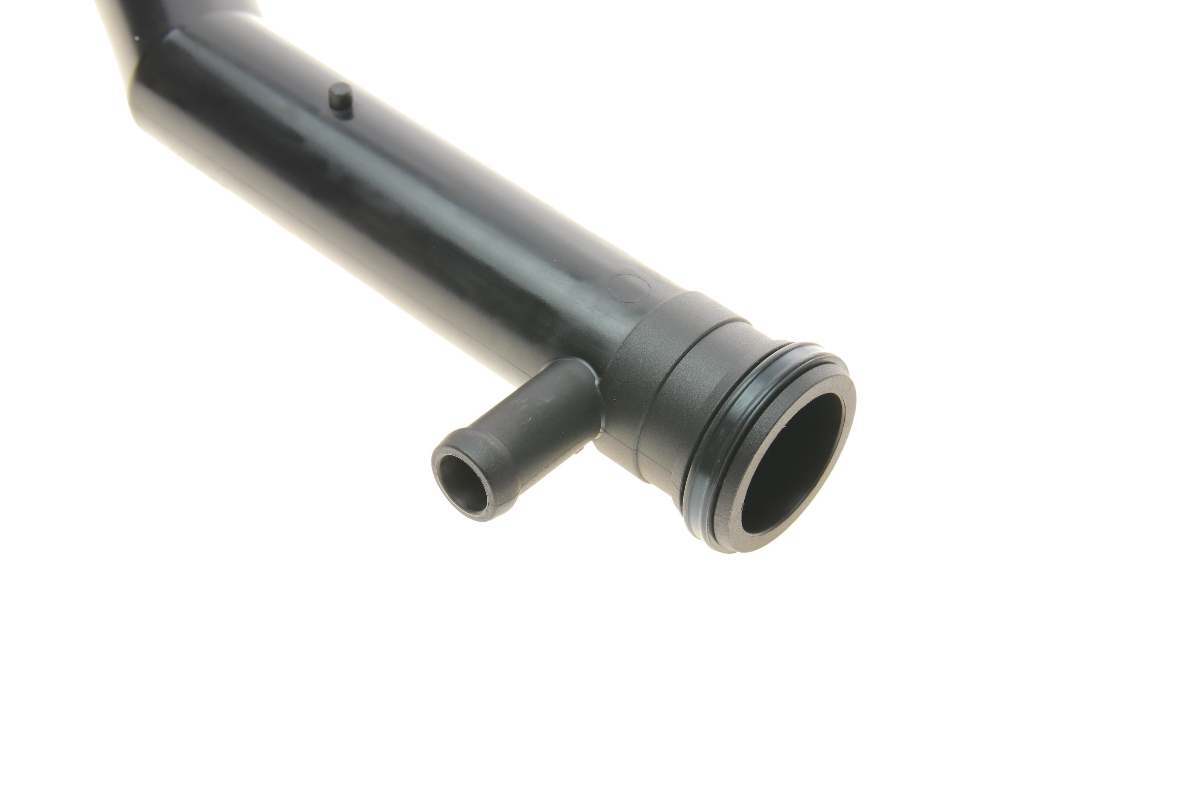 Трубка системи охолодження VW Polo 1.4/1.6 03-17