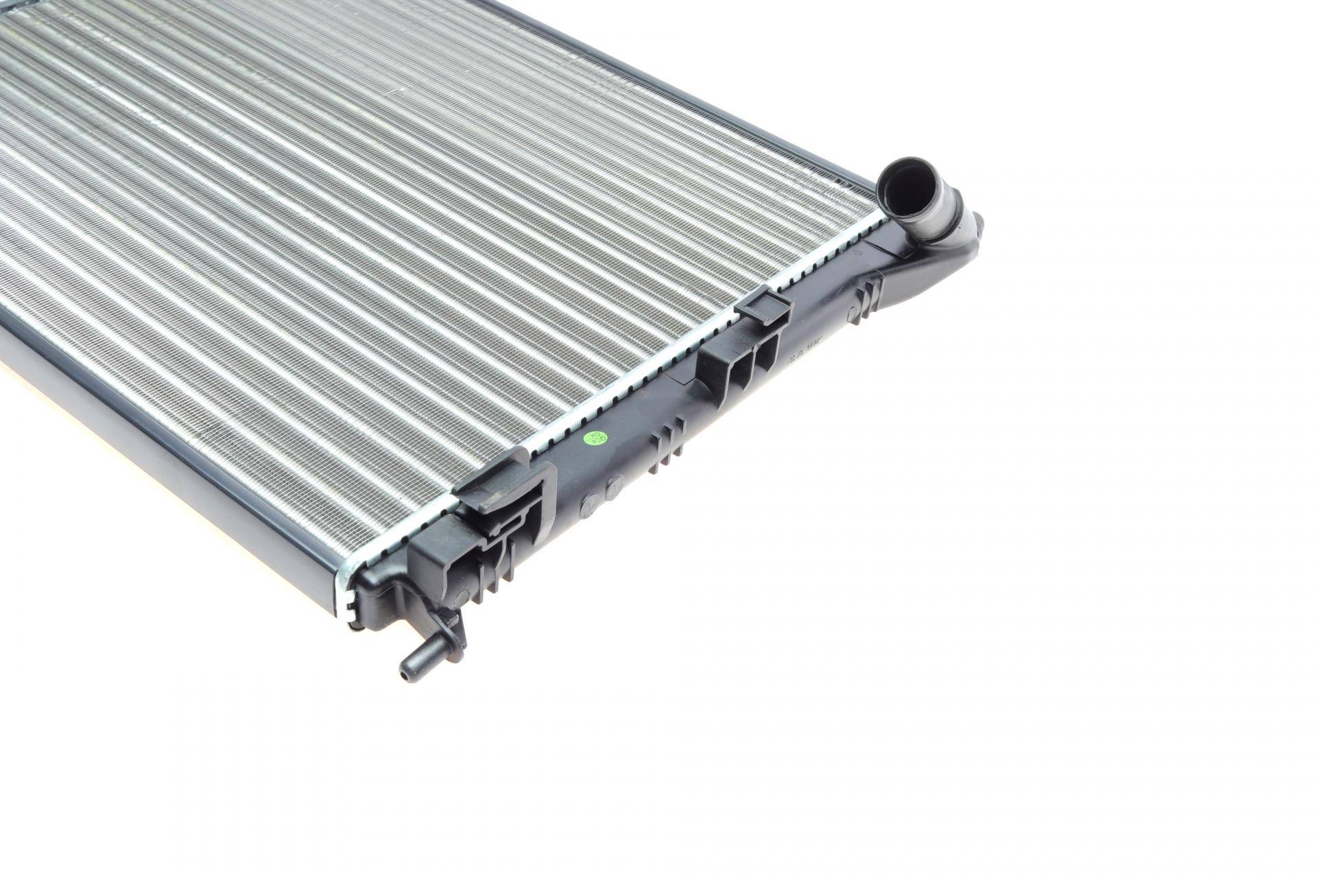 Радіатор охолодження Dacia Logan 1.2-1.6 16 V 06- (Економ-клас)