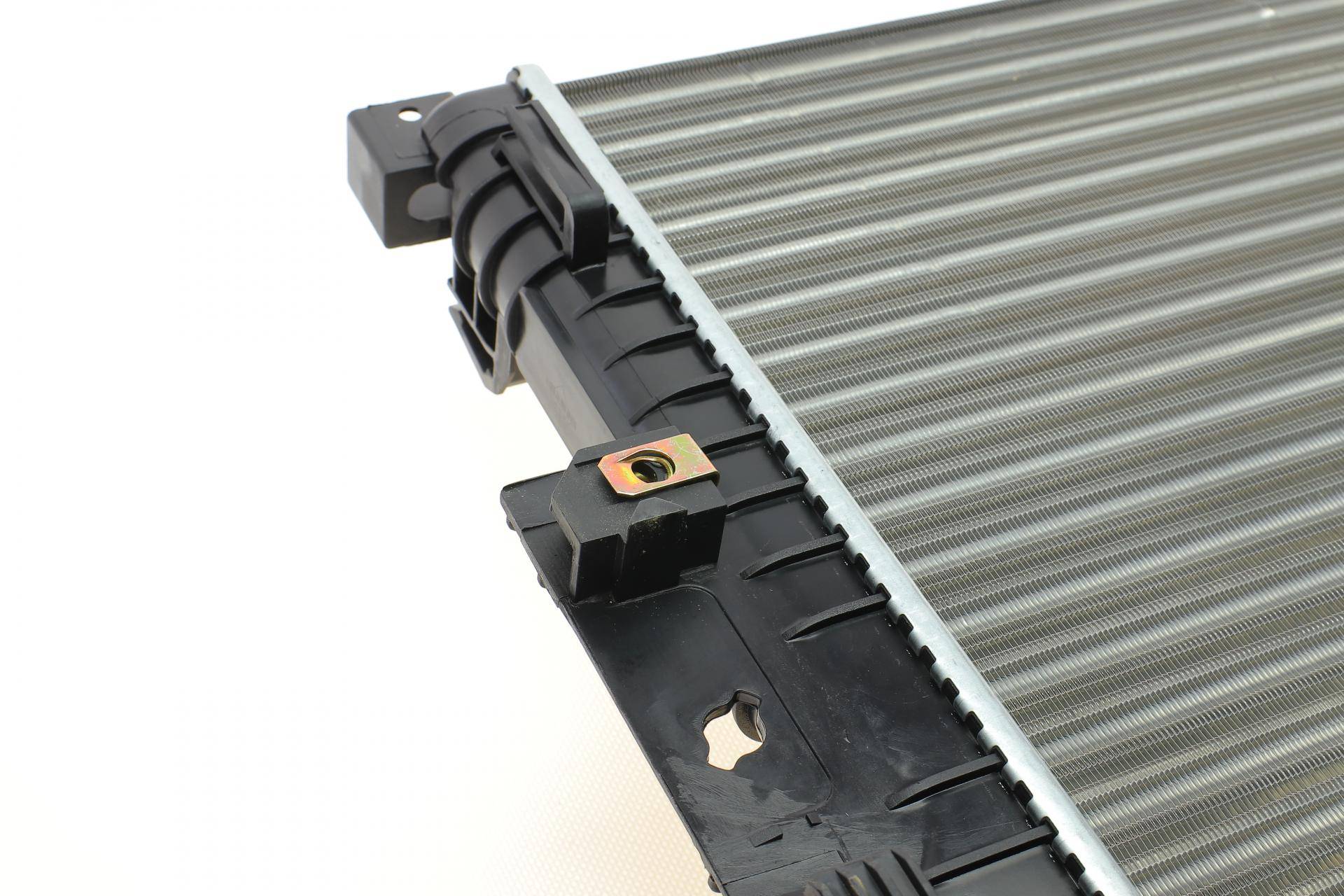 Радіатор охолодження Ford Focus III 1.5EcoBoost/2.0TDCi 14-