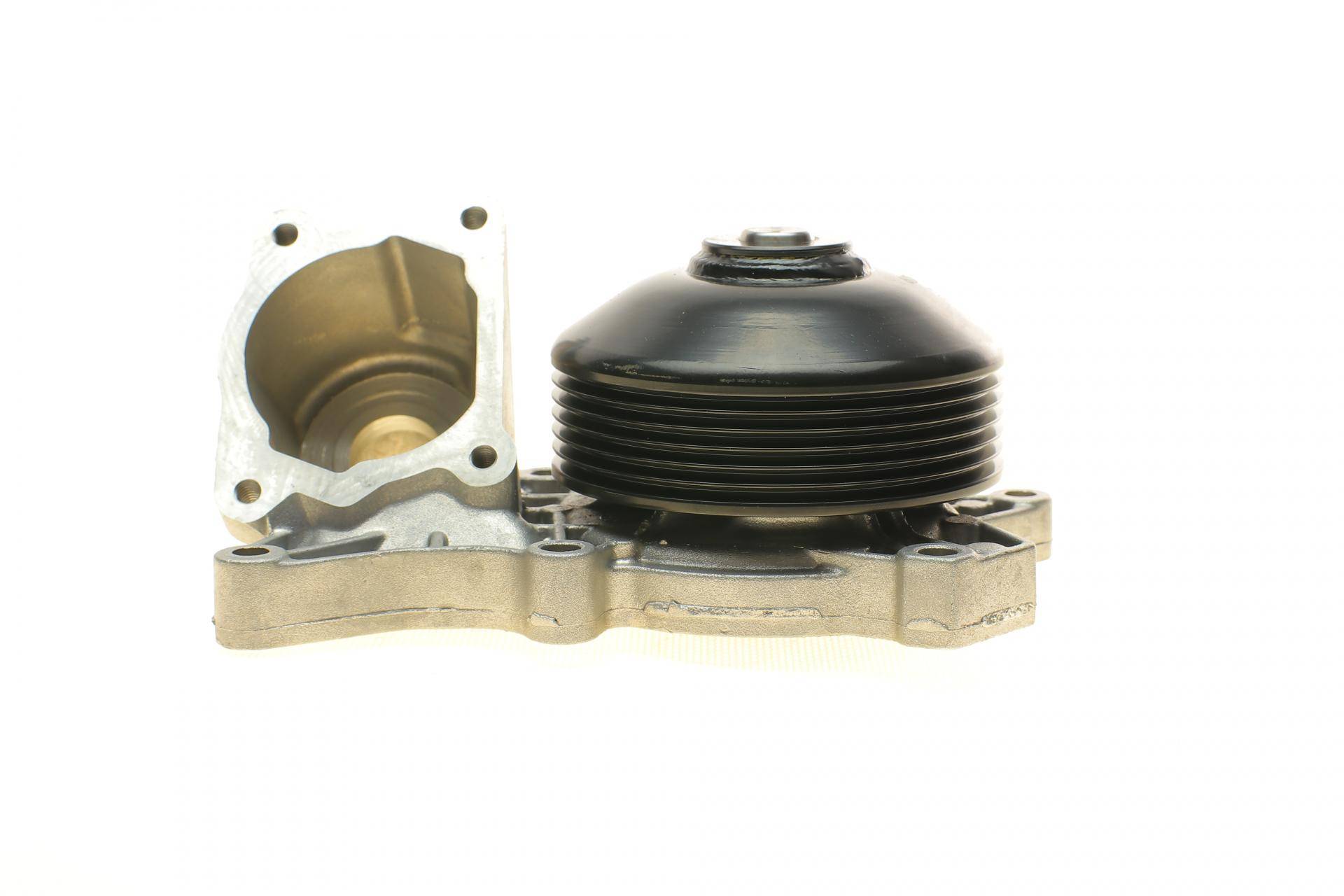 Помпа води BMW 1 (E81)/3 (E90)/5 (E60)/X3 (E83) 2.0d 04-13 (B/B) (6 лоп) (N47)