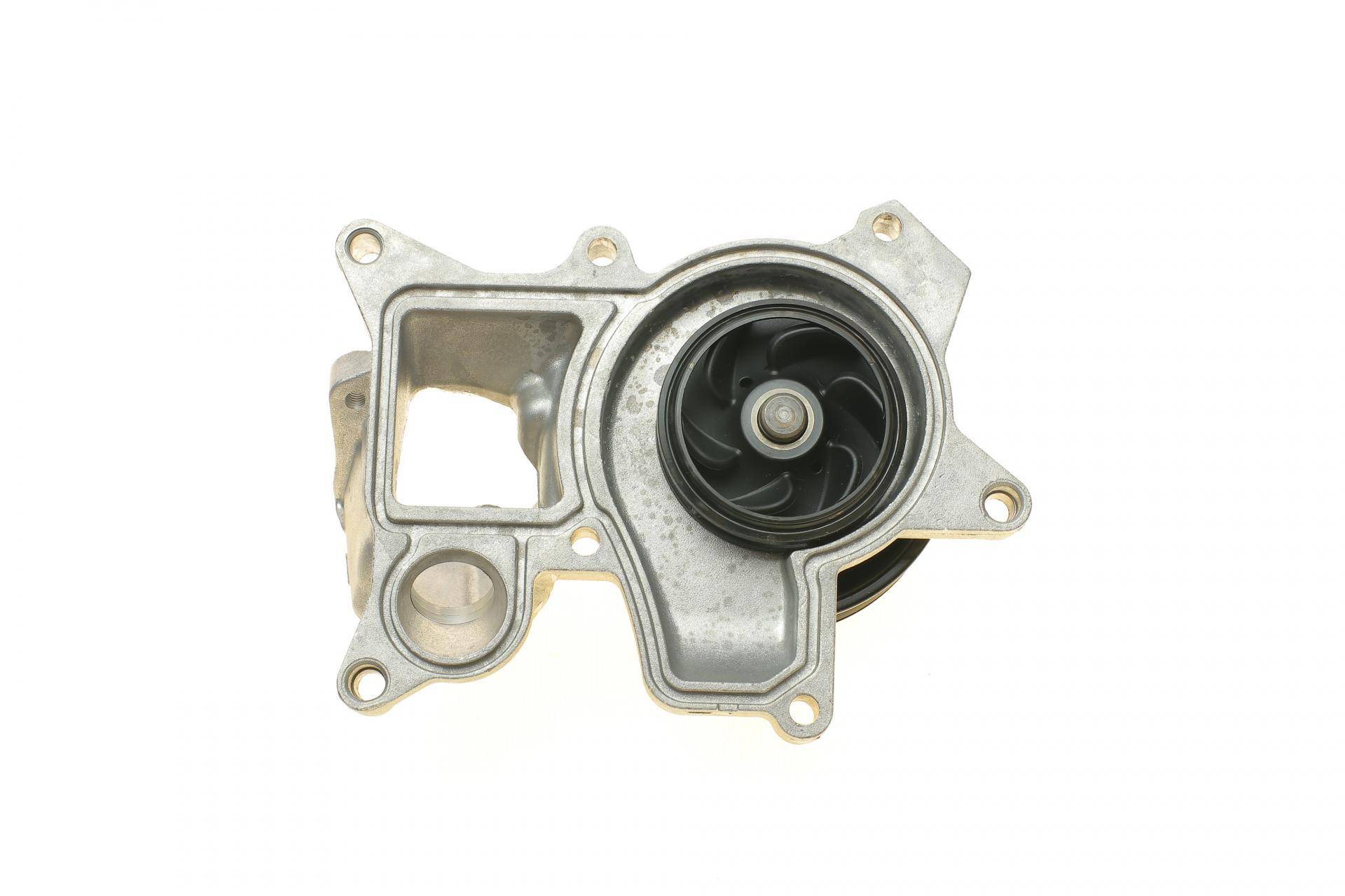 Помпа води BMW 1 (E81)/3 (E90)/5 (E60)/X3 (E83) 2.0d 04-13 (B/B) (6 лоп) (N47)