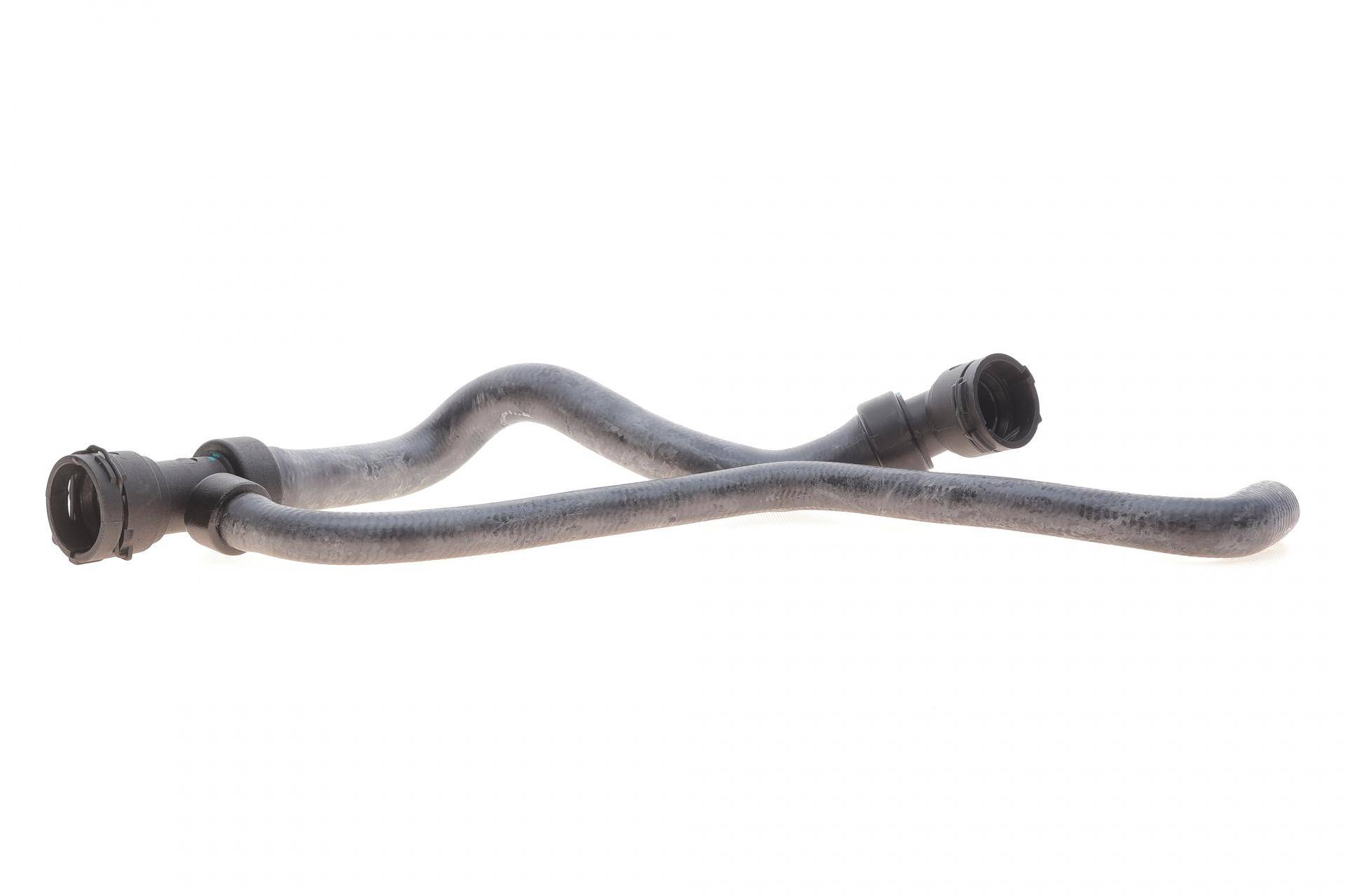 Патрубок радіатора (нижній) Audi A4/VW Passat 1.6 94-01