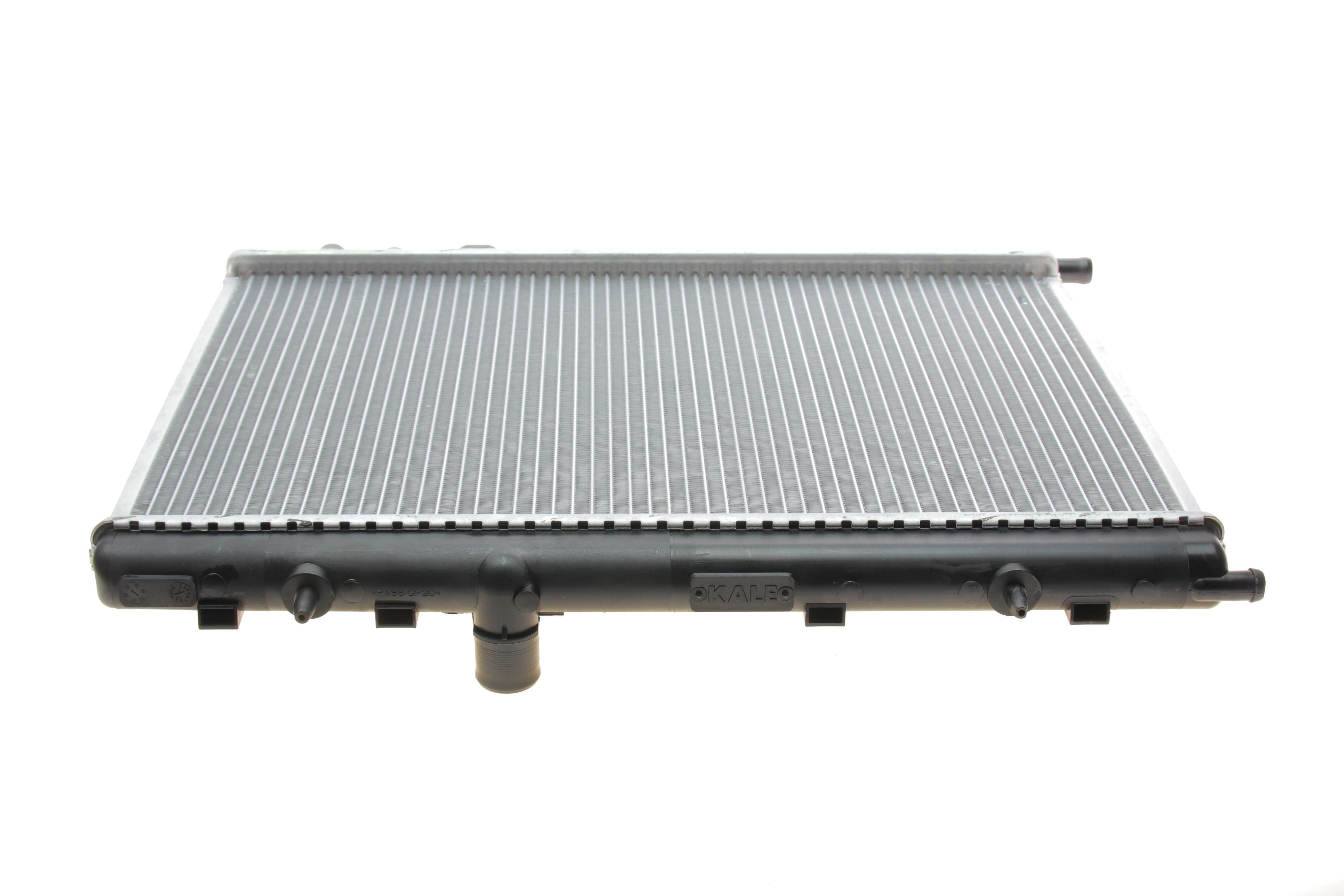 Радіатор охолодження Citroen Berlingo/Peugeot Partner 1.6-2.0HDI 96- (545x380x18) (-AC) Premium Line