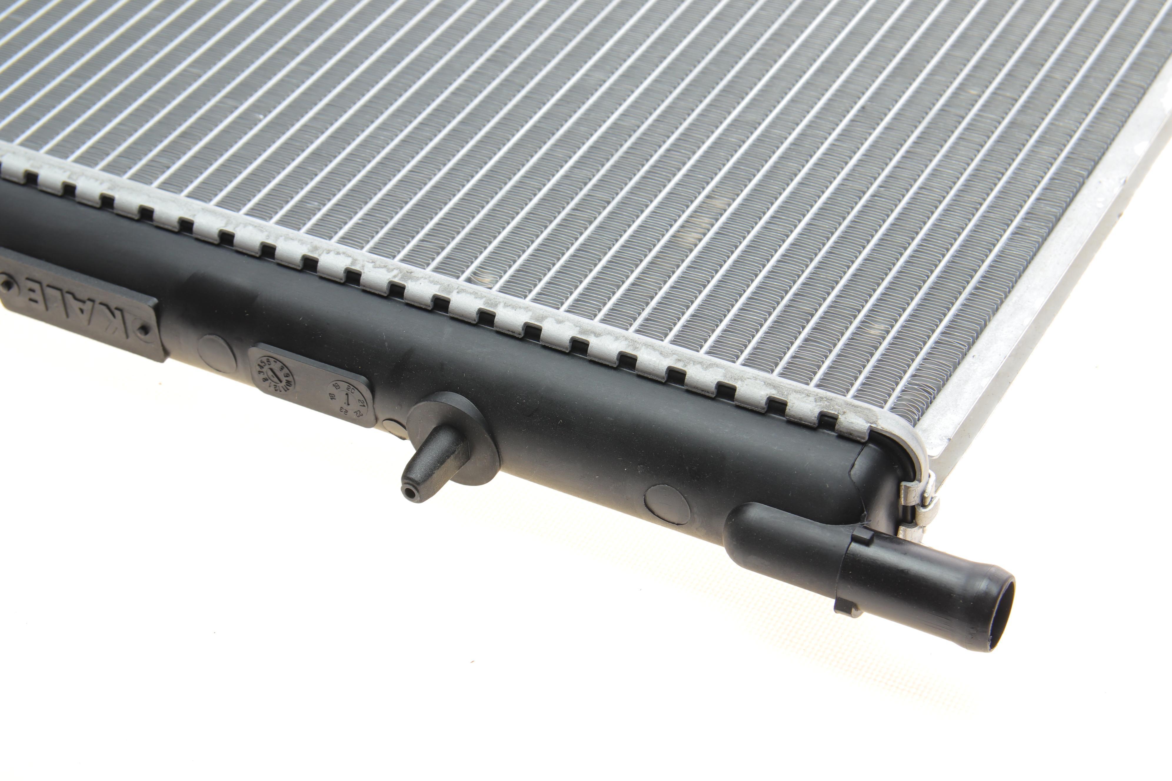 Радіатор охолодження Citroen Berlingo/Peugeot Partner 1.6-2.0HDI 96- (545x380x18) (-AC) Premium Line