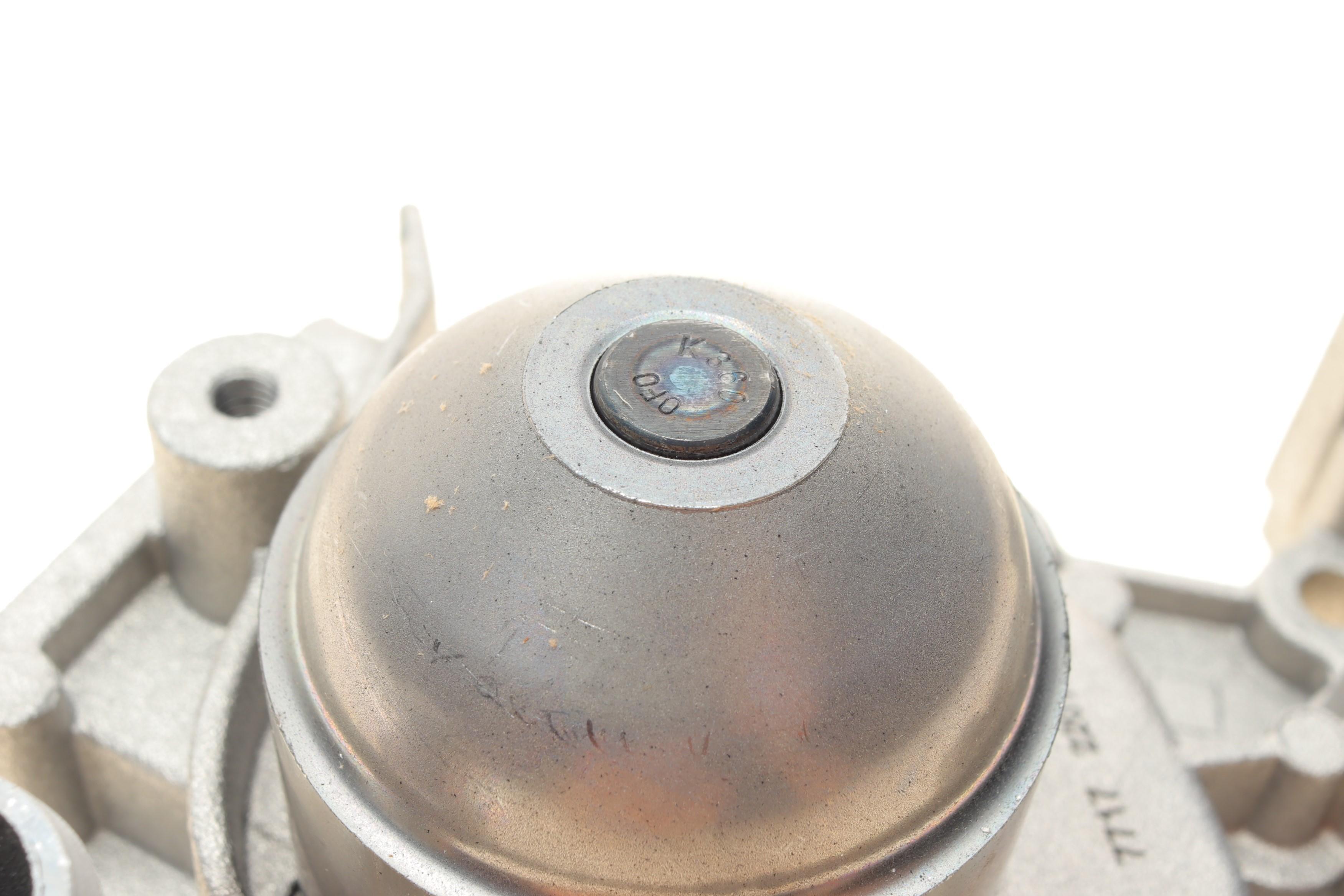 Помпа води Renault Kangoo/Clio/Twingo 1.2 98-/Nissan Kubistar 1.2 03- (B/B) (6 лоп)