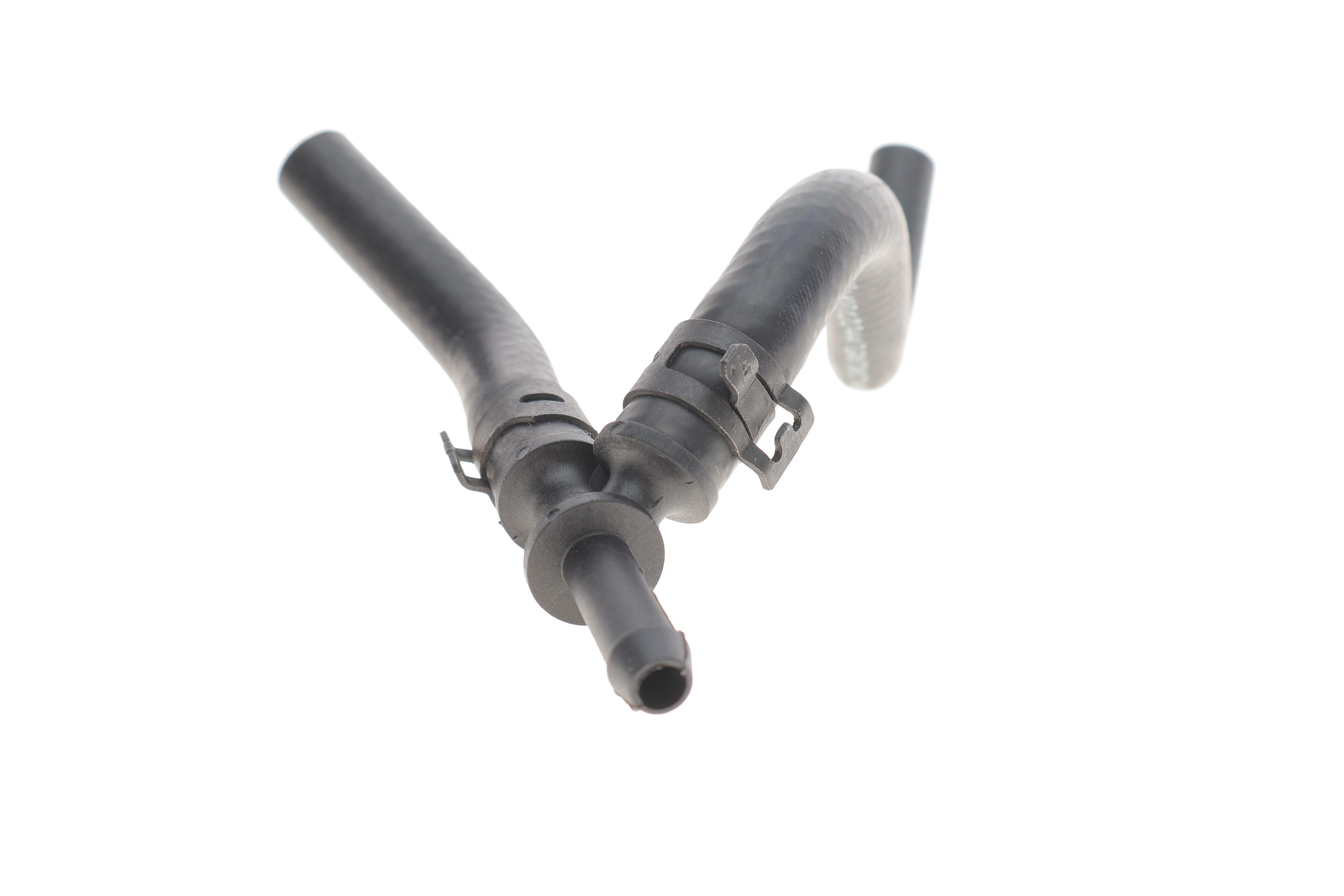 Патрубок радіатора Audi A3/Skoda Octavia/Golf VI 1.6 03-13