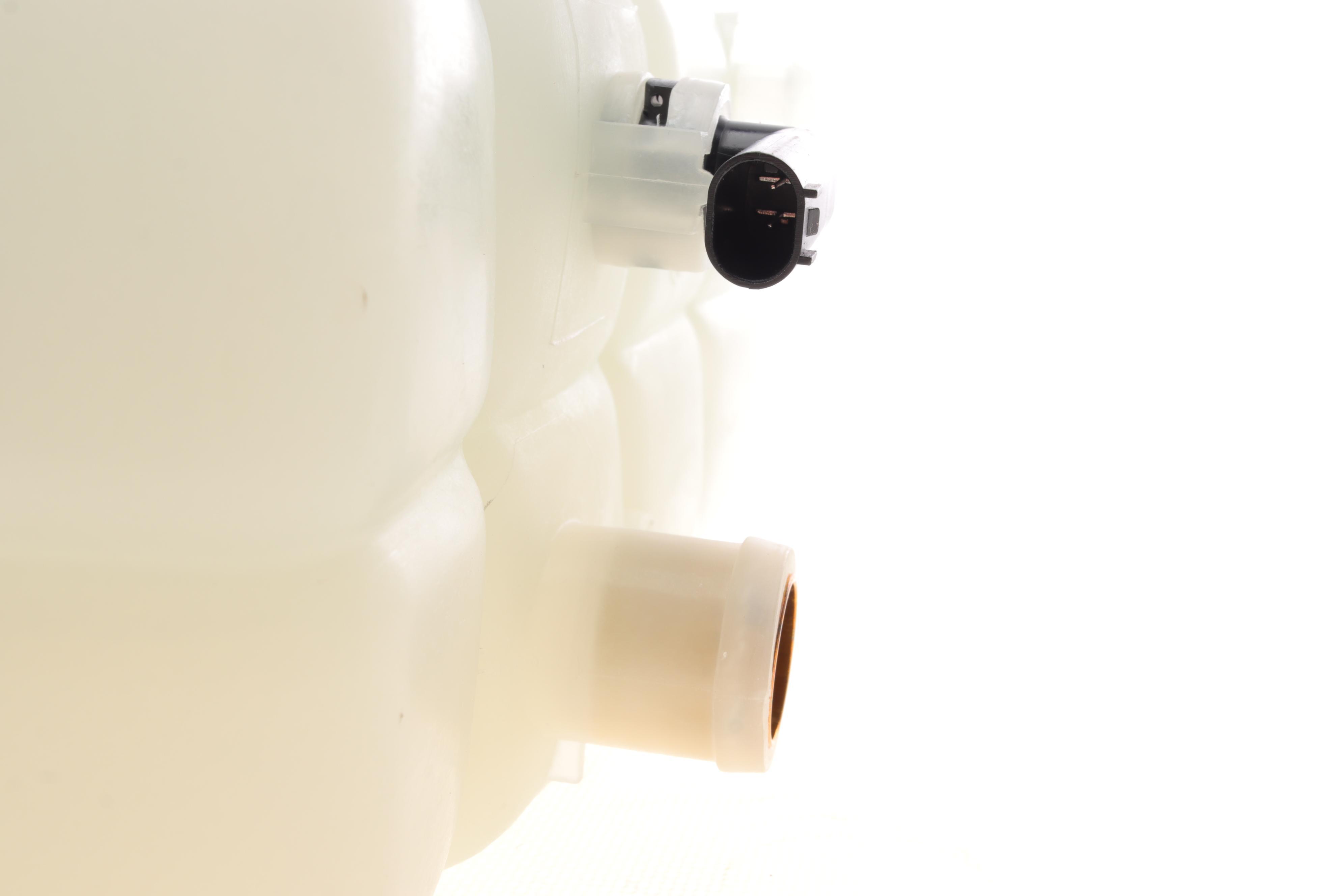 Бачок розширювальний MB G-class (W463) 89-/S-class (W220) 98-05