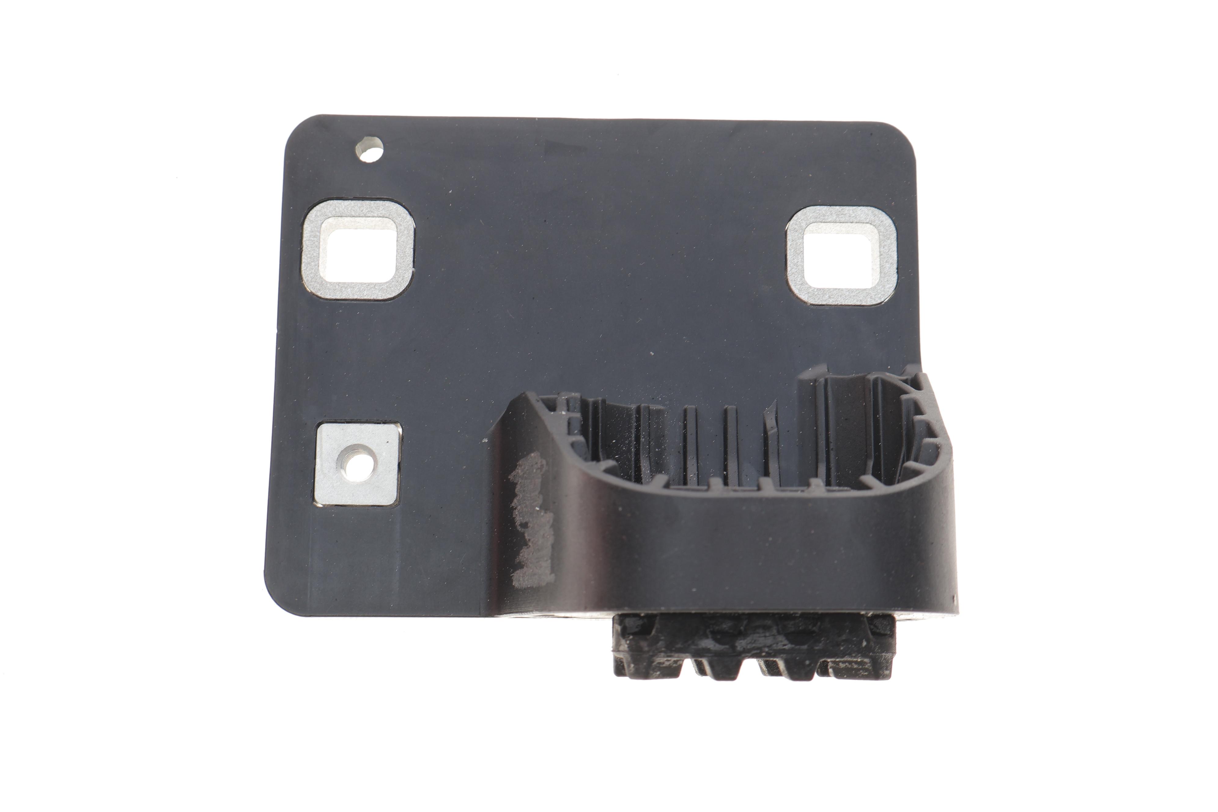 Подушка радіатора VW ID.3 19- (L)