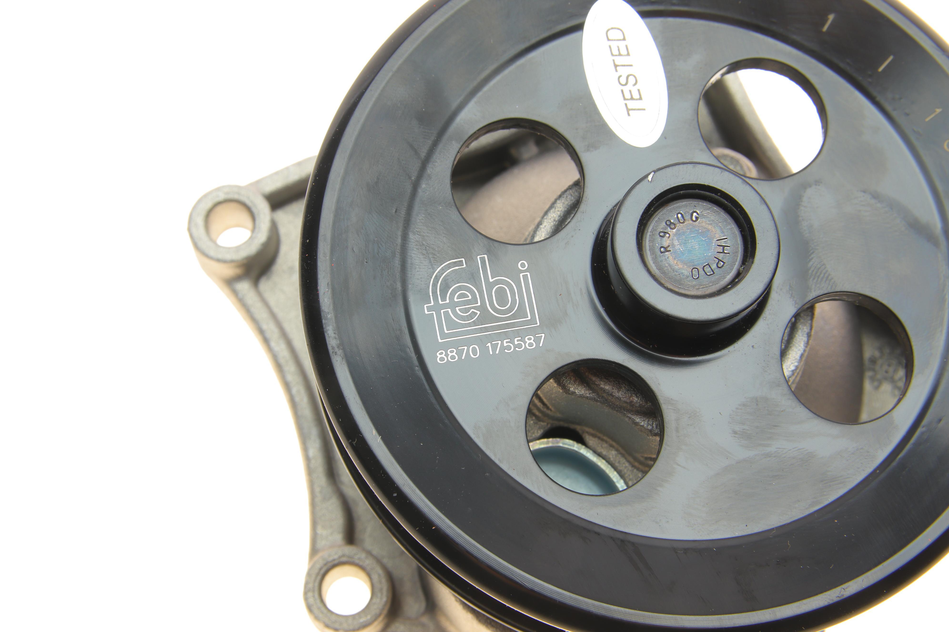 Помпа води Opel Astra K 1.4 15-