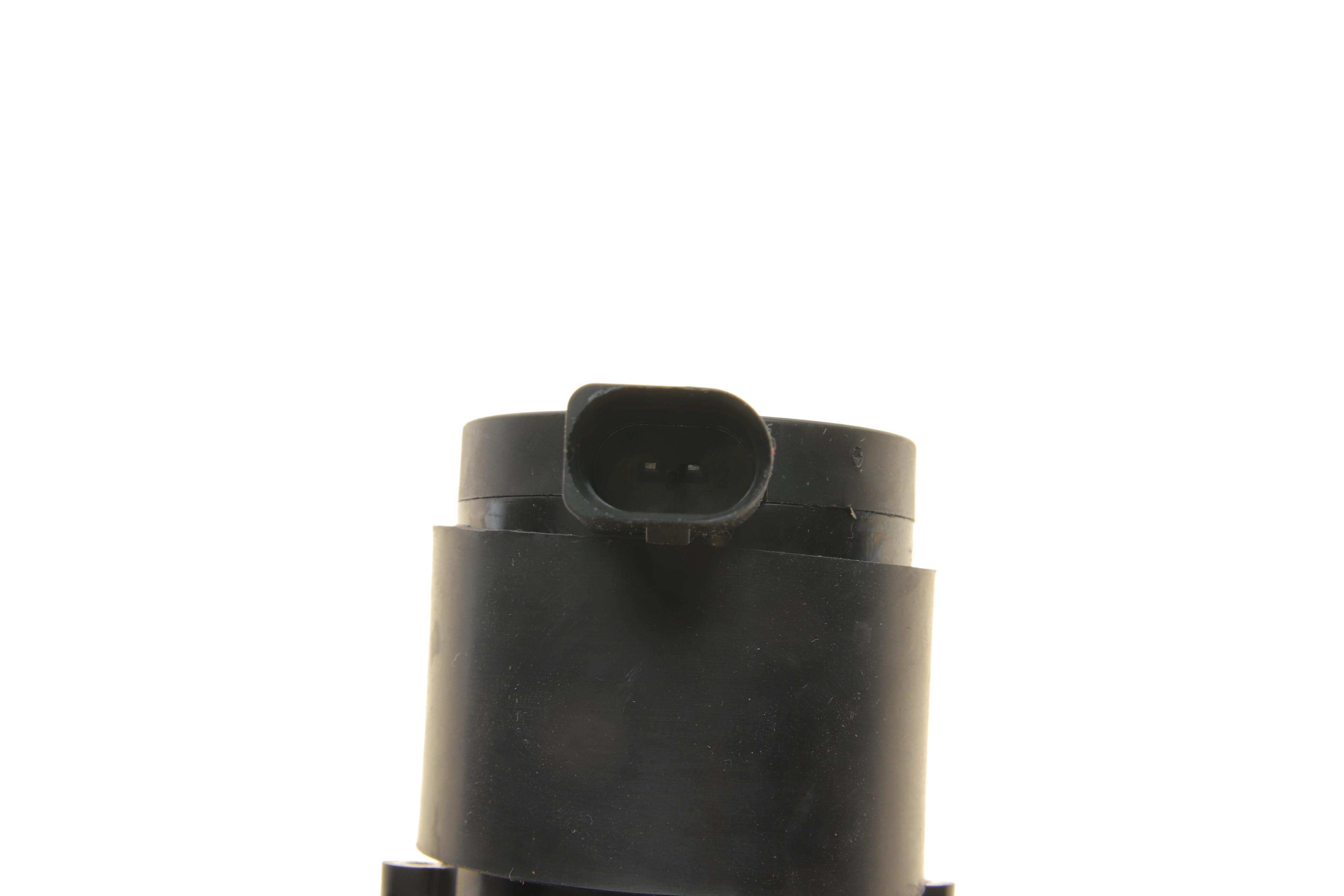 Насос системи охолодження (додатковий) VW T5 2.0 TDI 09-15