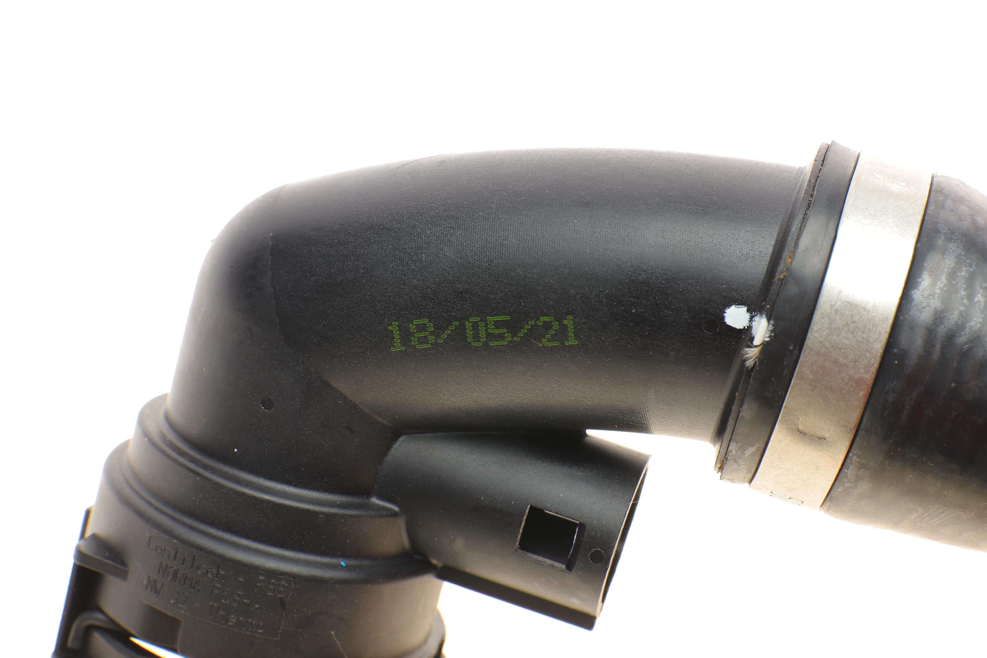 Патрубок радіатора (нижній) (R) BMW X5 (E53) 3.0i 00-06