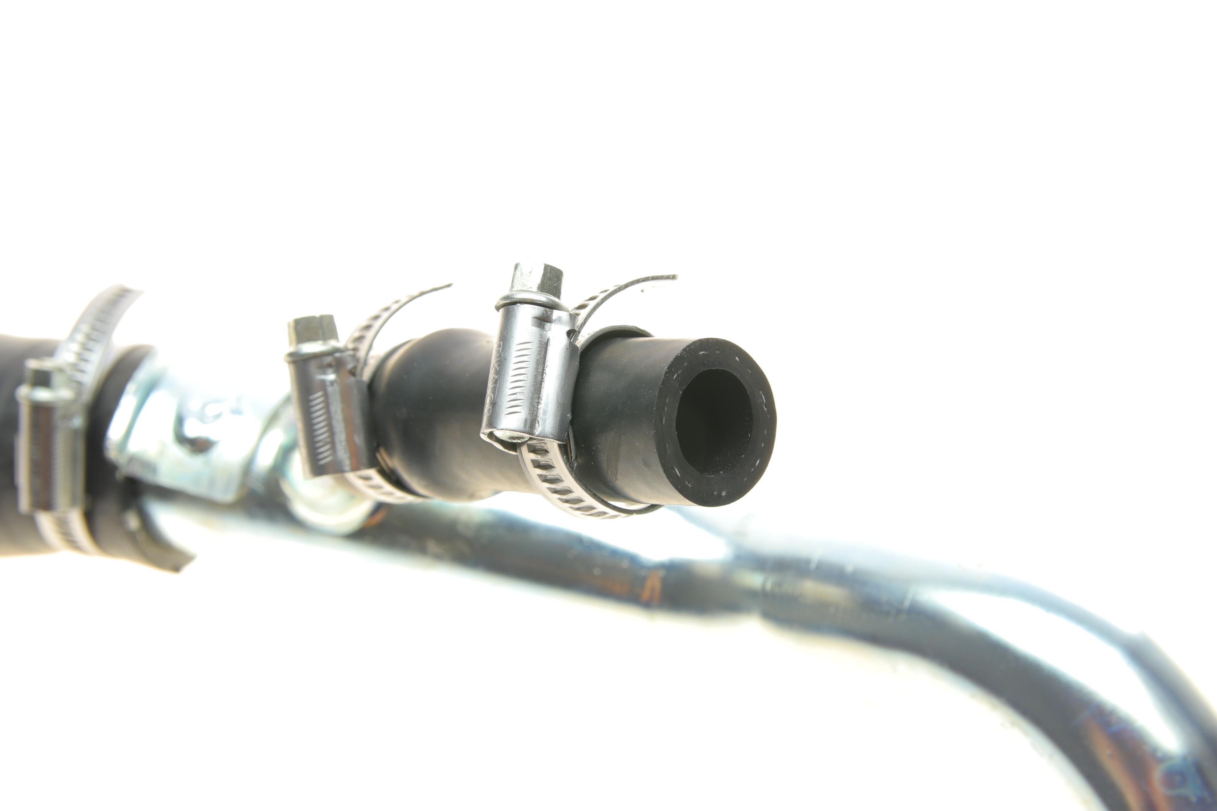 Патрубок системи охолодження (нижній) Ford Transit Connect 02-12