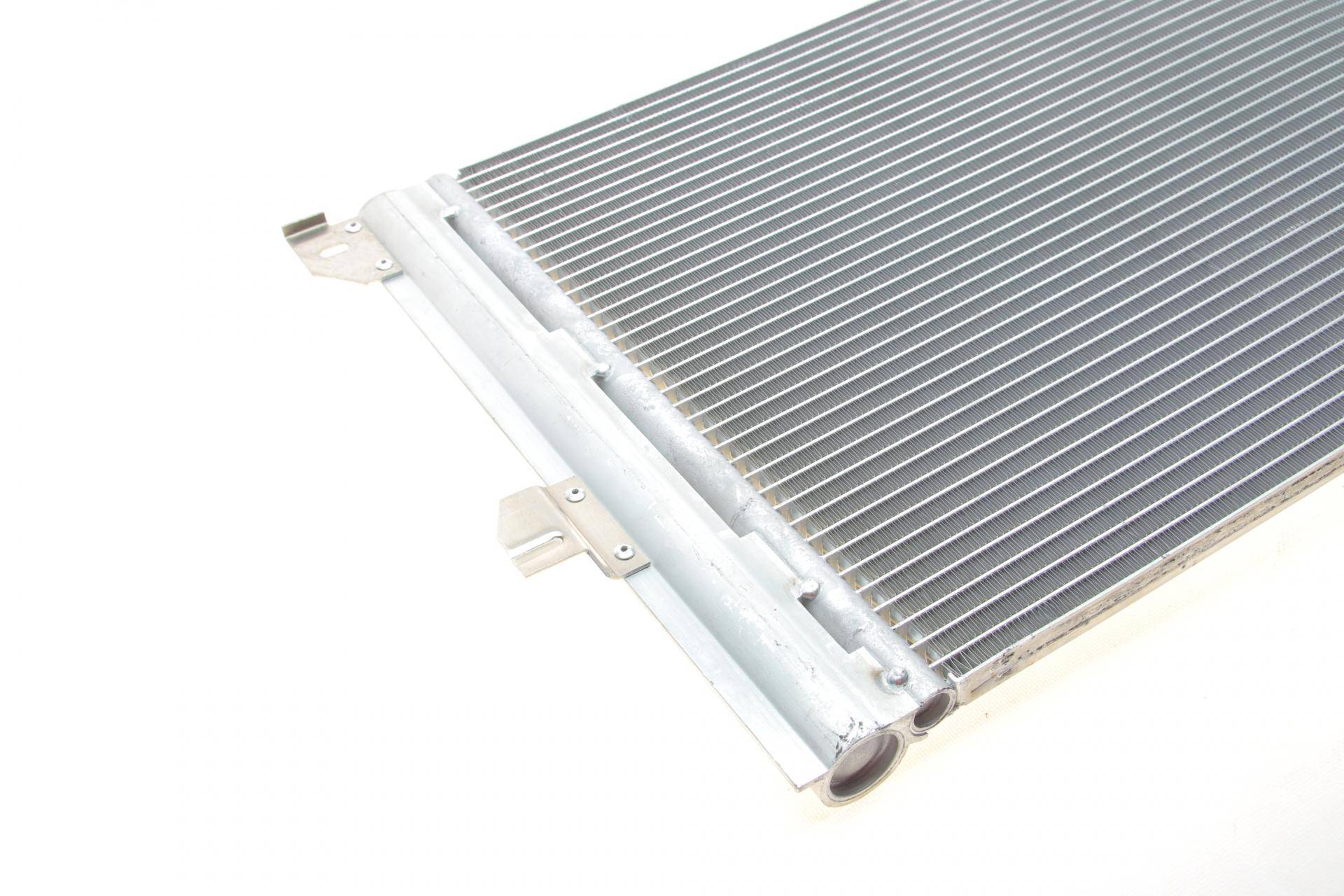 Радіатор охолодження Opel Meriva A 1.7DTI 03-10