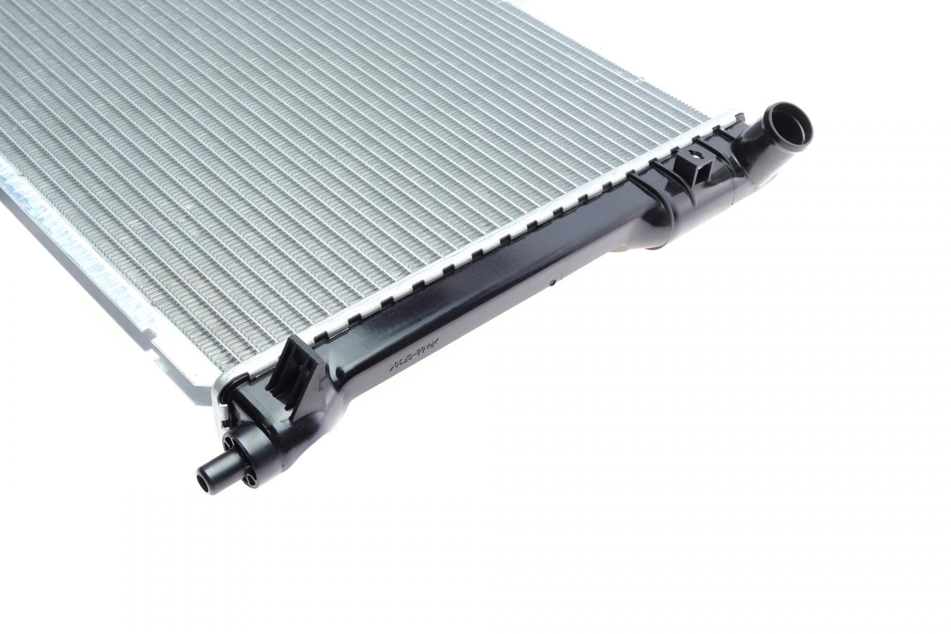 Радіатор охолодження Daewoo Nubira 1.6/2.0 97-